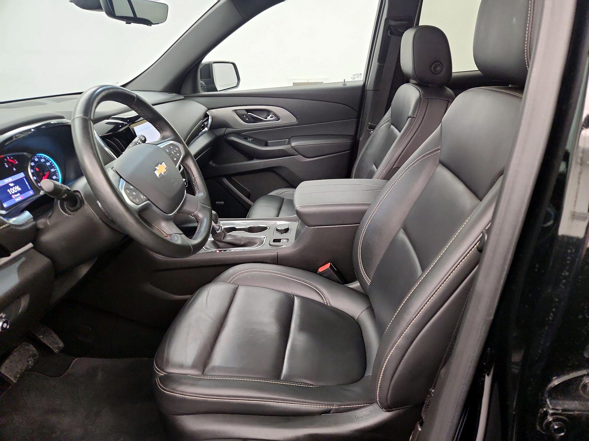 Thumbnail: 2023 Chevrolet Traverse - 11