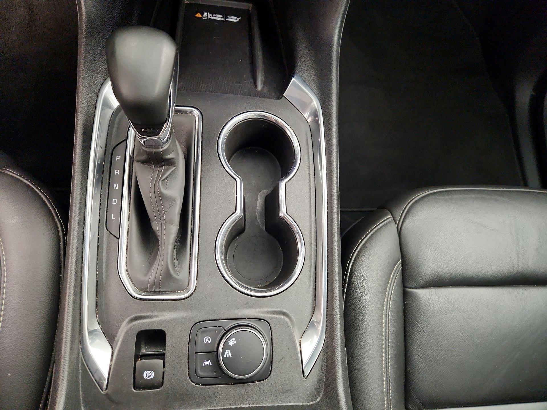 Thumbnail: 2023 Chevrolet Traverse - 18