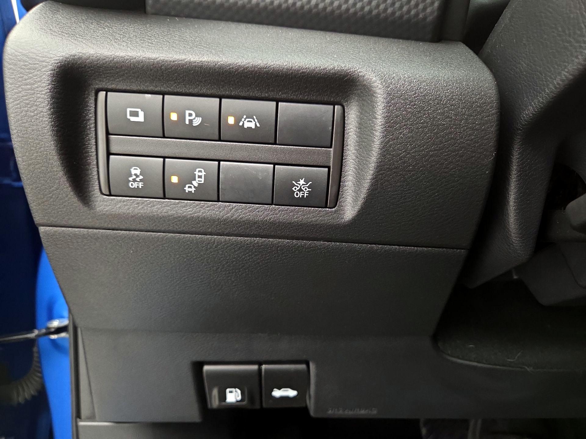 Thumbnail: 2023 Nissan Kicks - 13