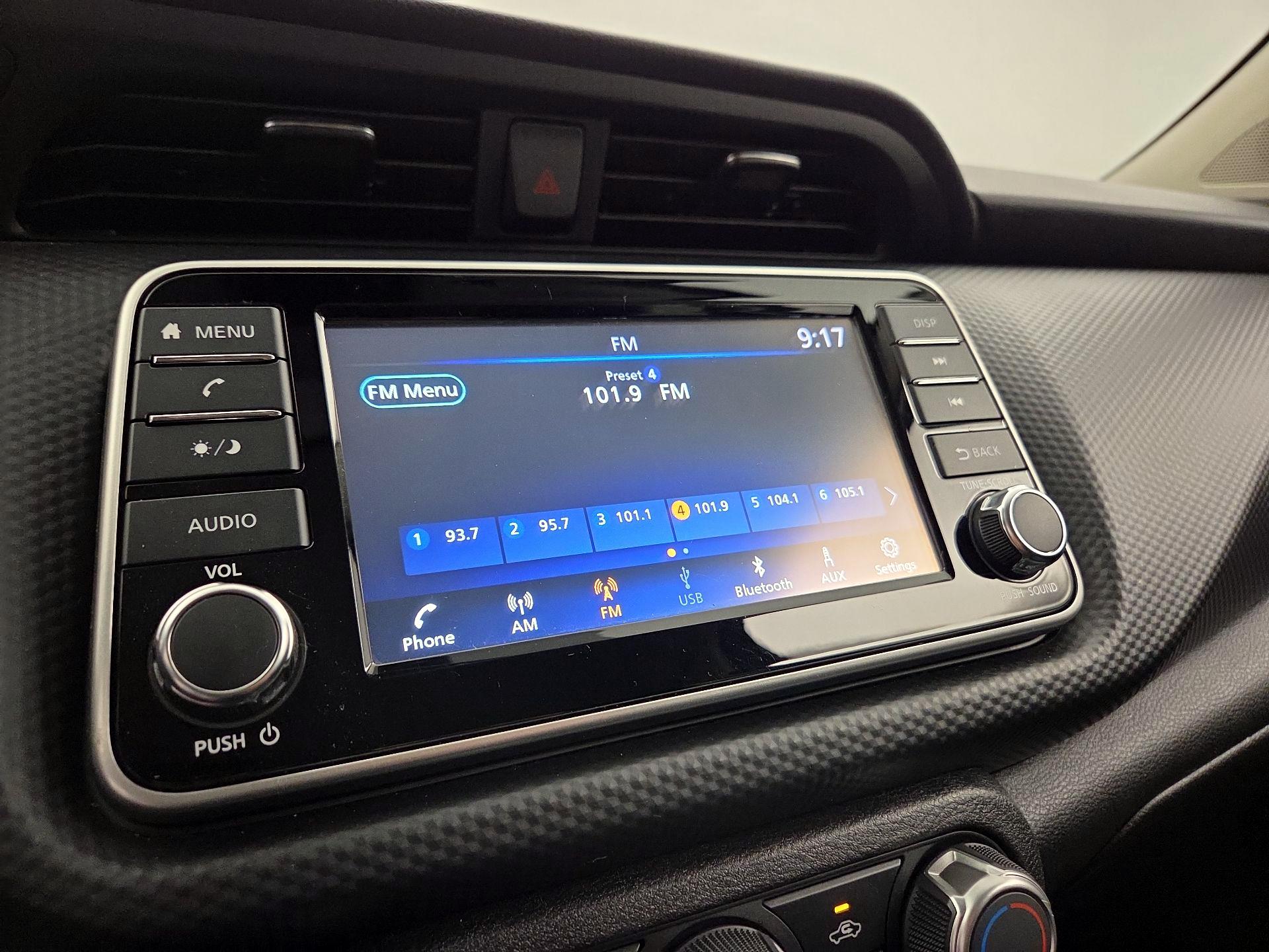 Thumbnail: 2023 Nissan Kicks - 15