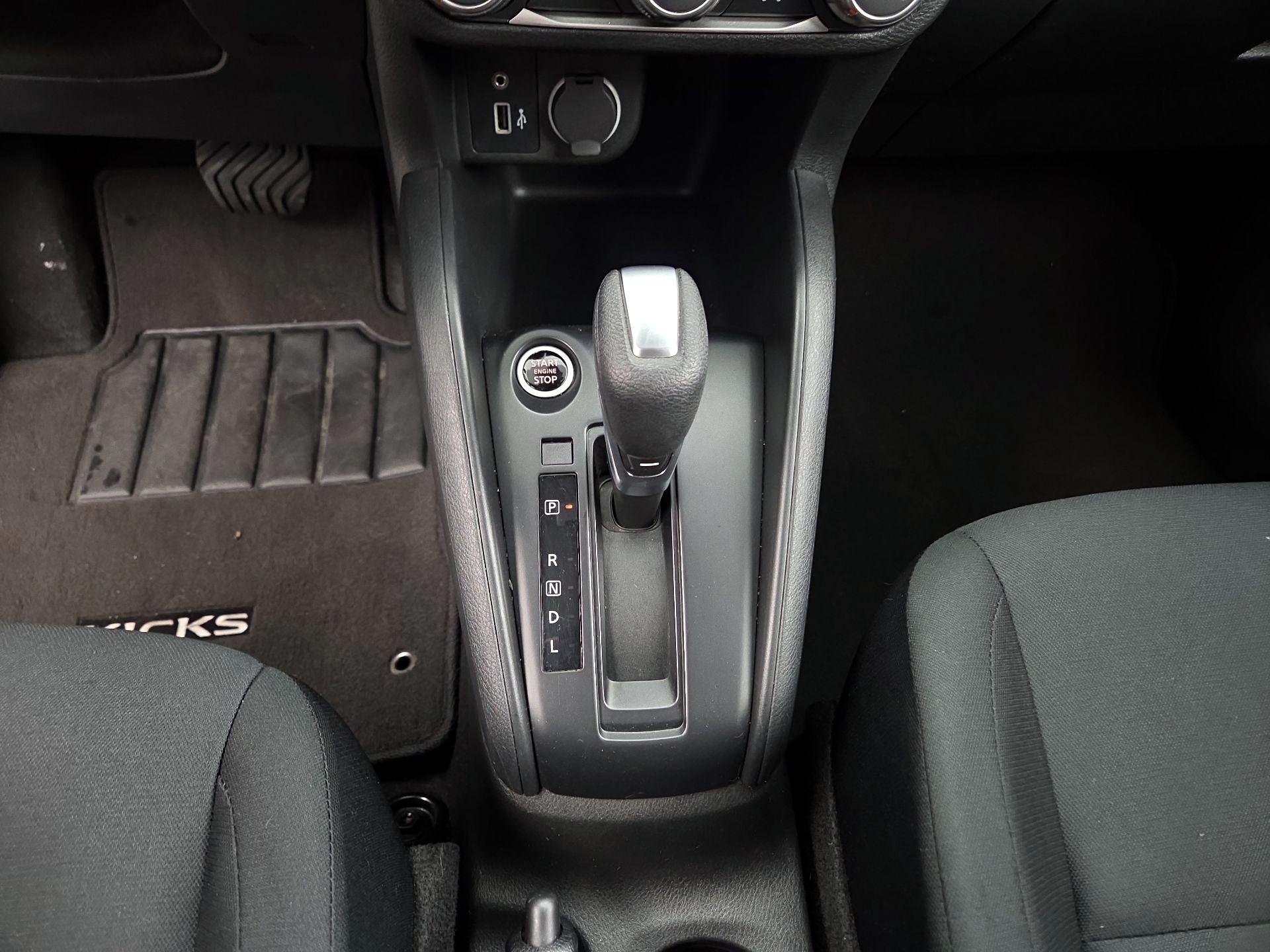 Thumbnail: 2023 Nissan Kicks - 17