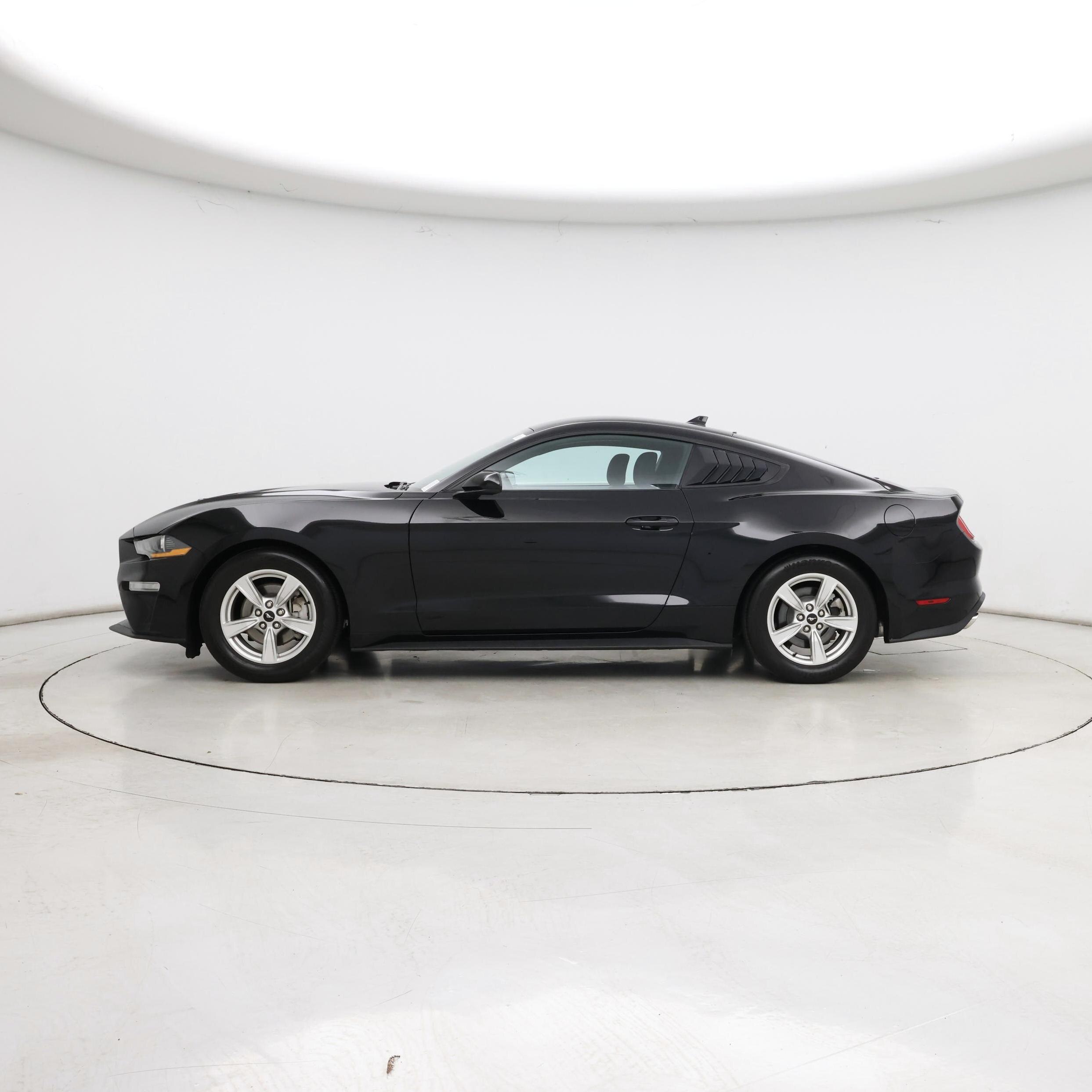 Thumbnail: 2023 Ford Mustang - 3
