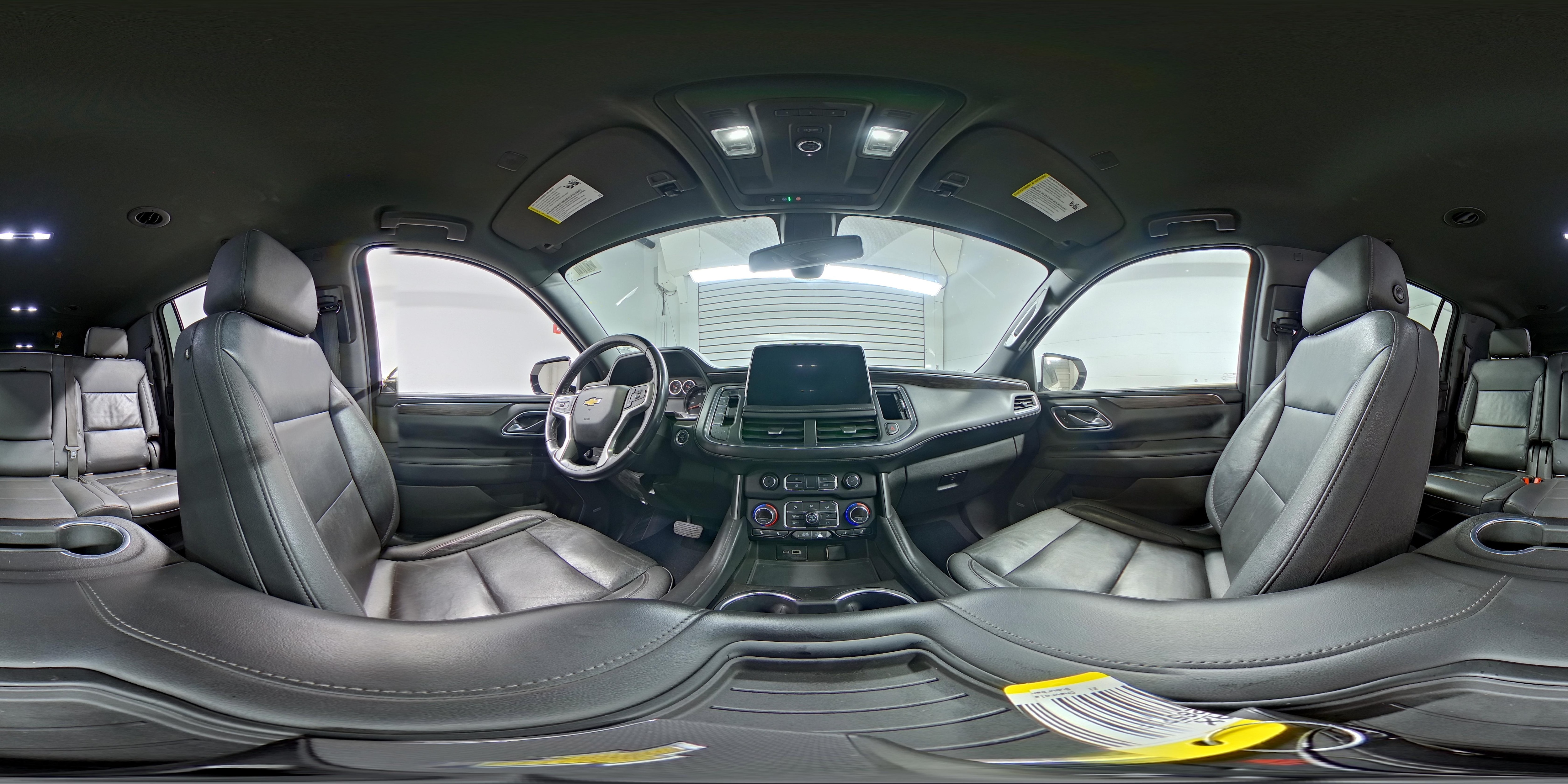 2021 Chevrolet Suburban LT - Photo 26