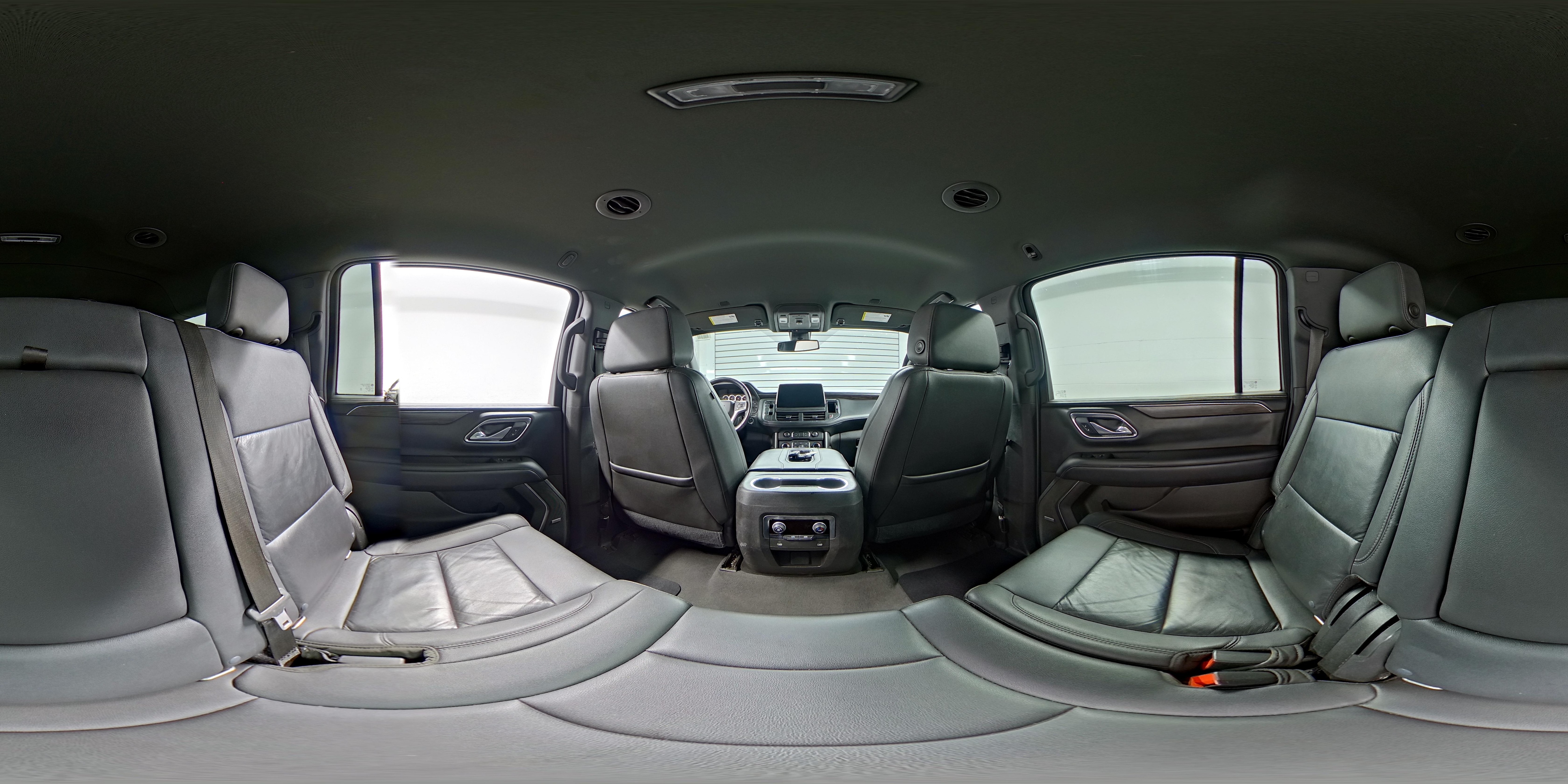 2021 Chevrolet Suburban LT - Photo 27