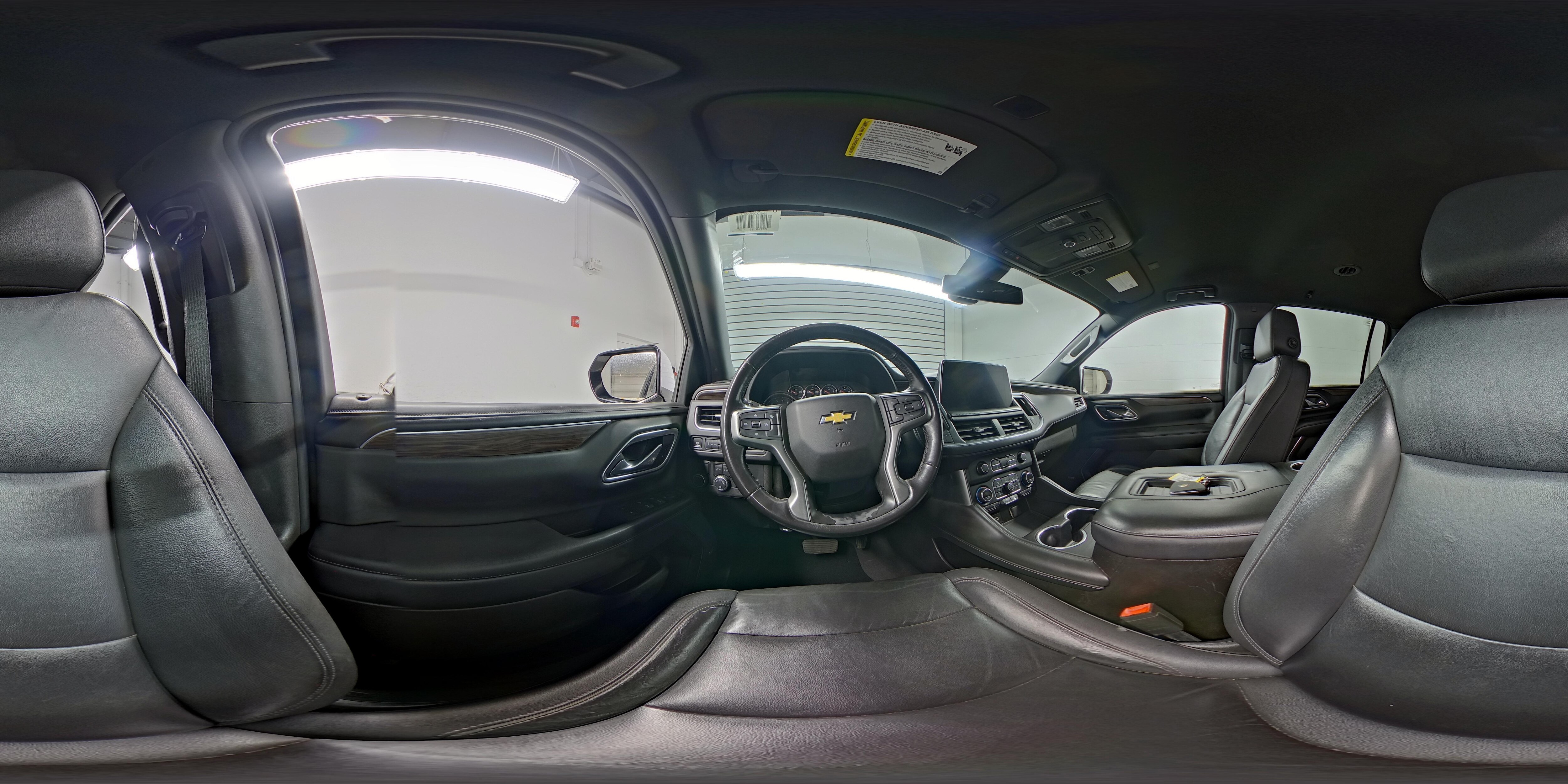 2021 Chevrolet Suburban LT - Photo 28