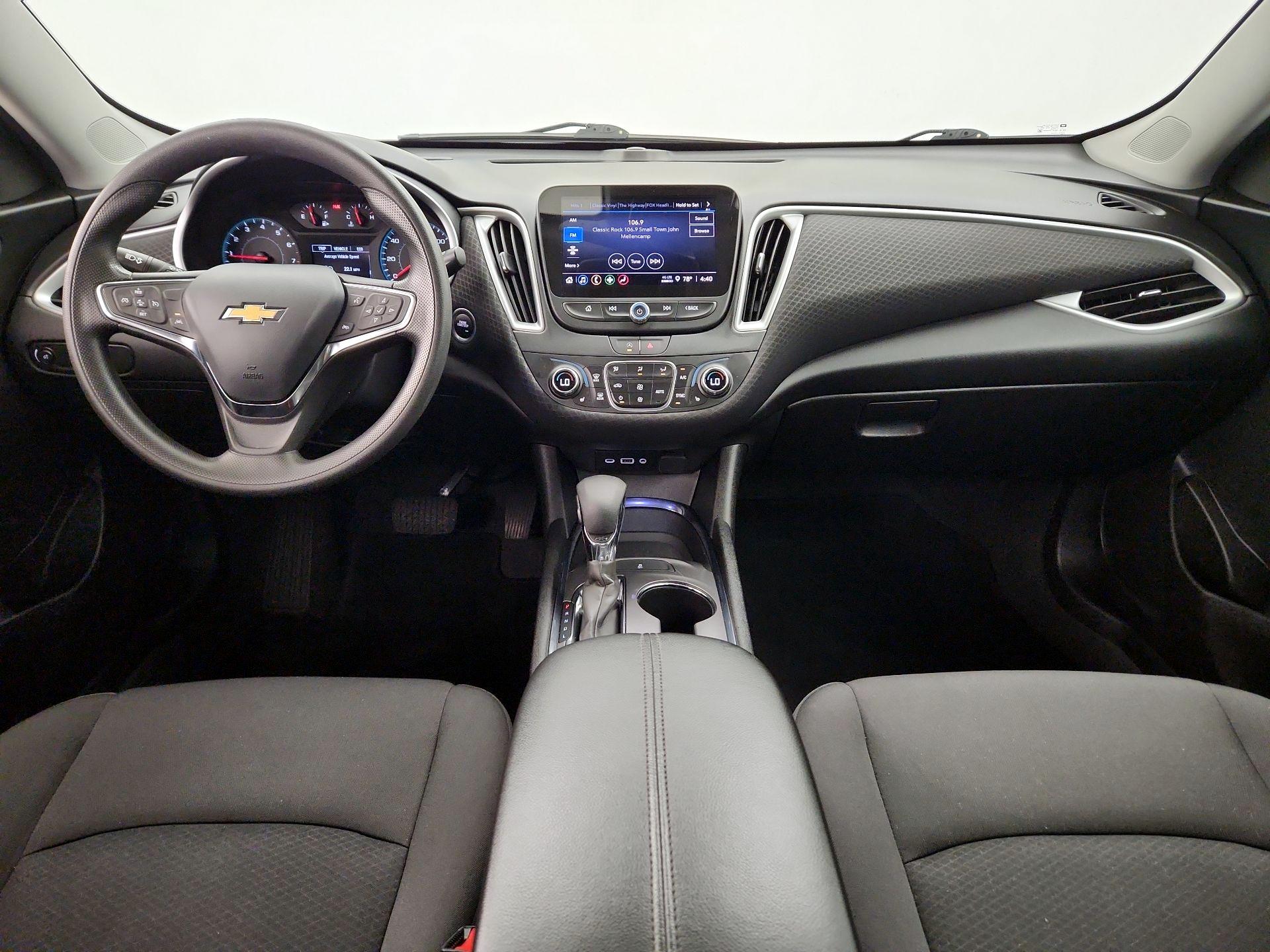 Thumbnail: 2023 Chevrolet Malibu - 9