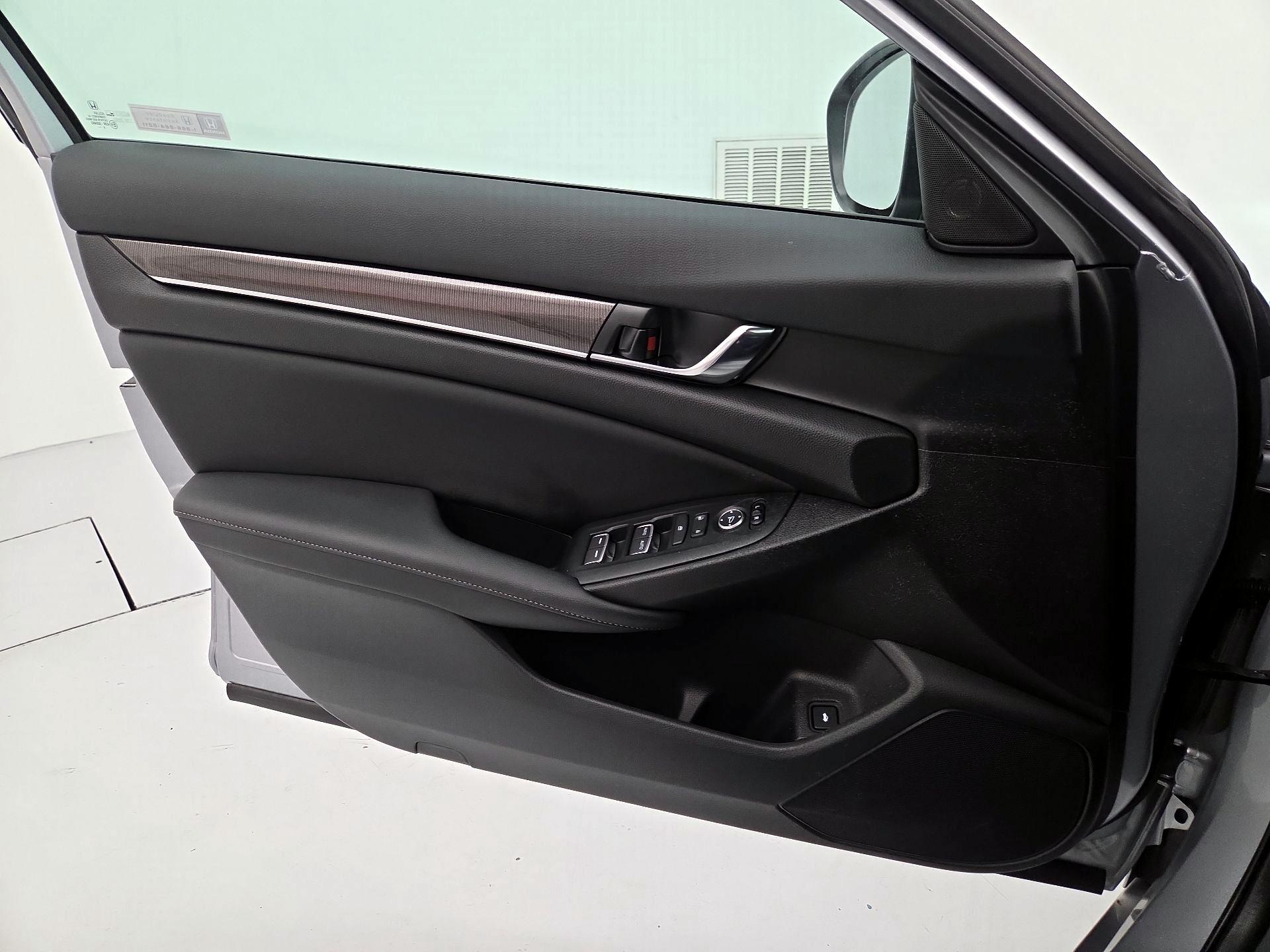 Thumbnail: 2022 Honda Accord - 12