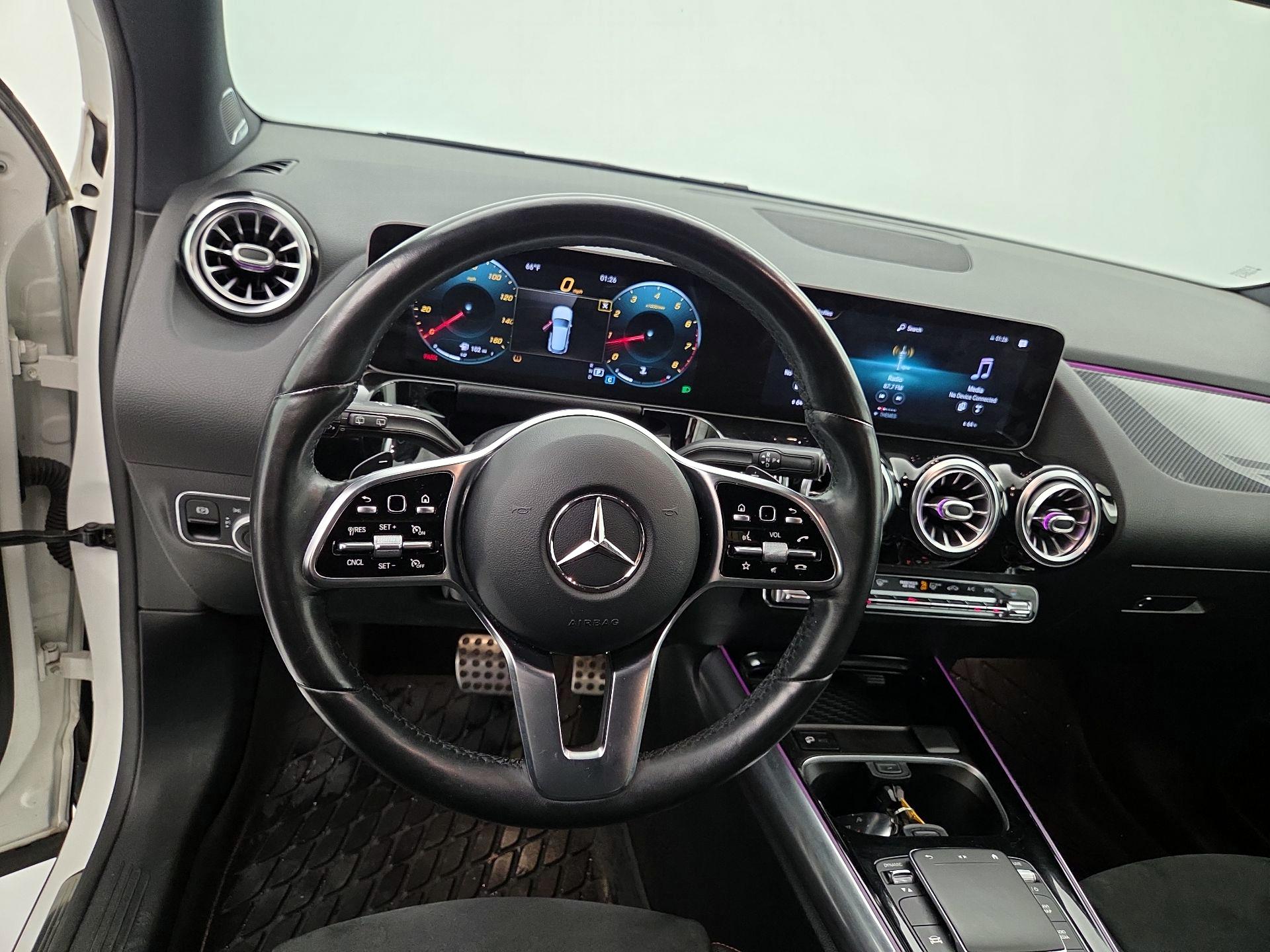 Thumbnail: 2021 Mercedes-Benz GLA - 10