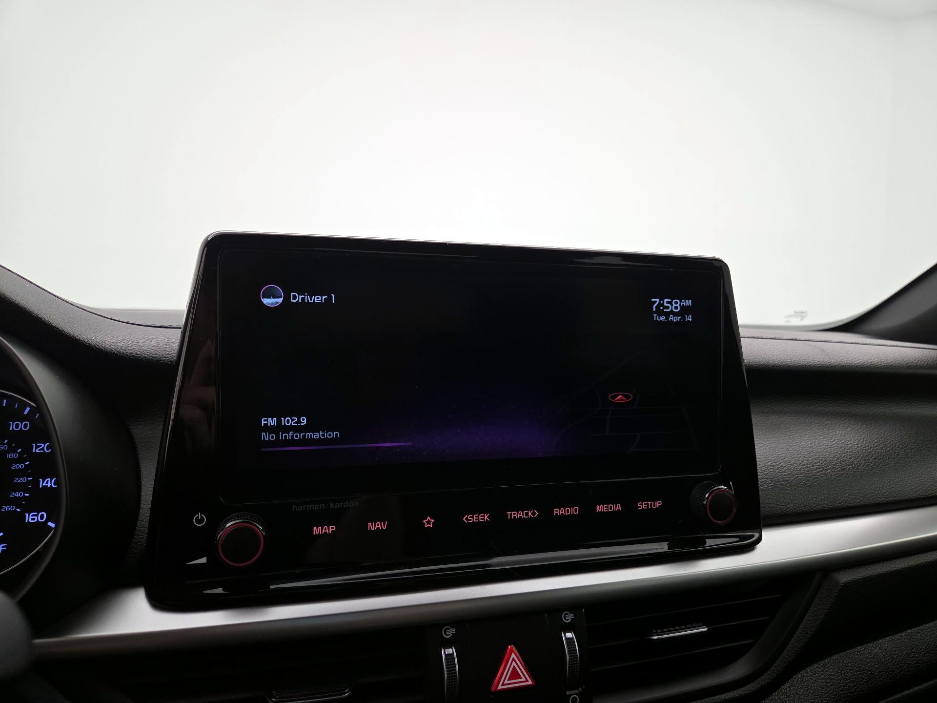 Thumbnail: 2022 Kia Forte - 16