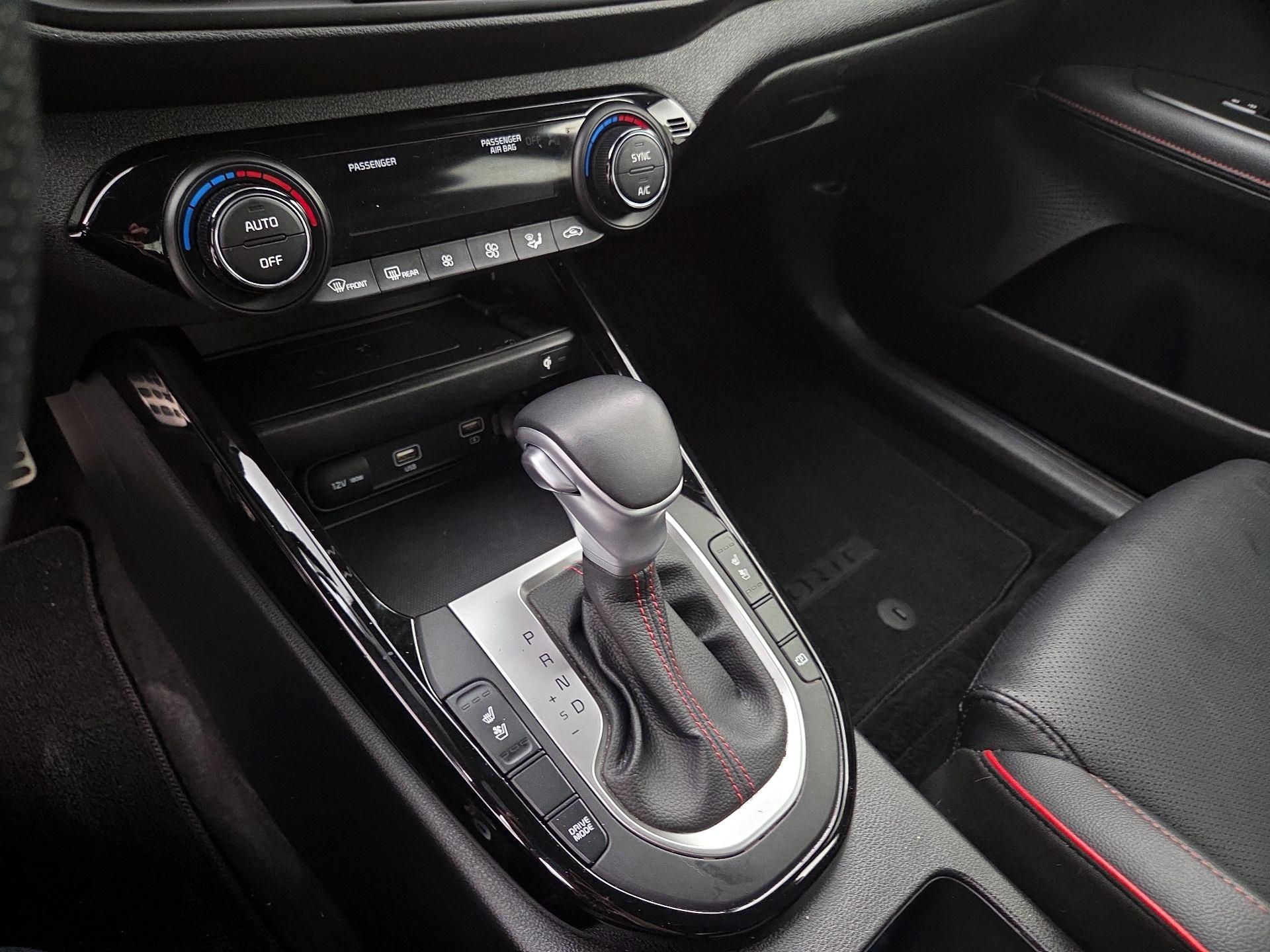 Thumbnail: 2022 Kia Forte - 18