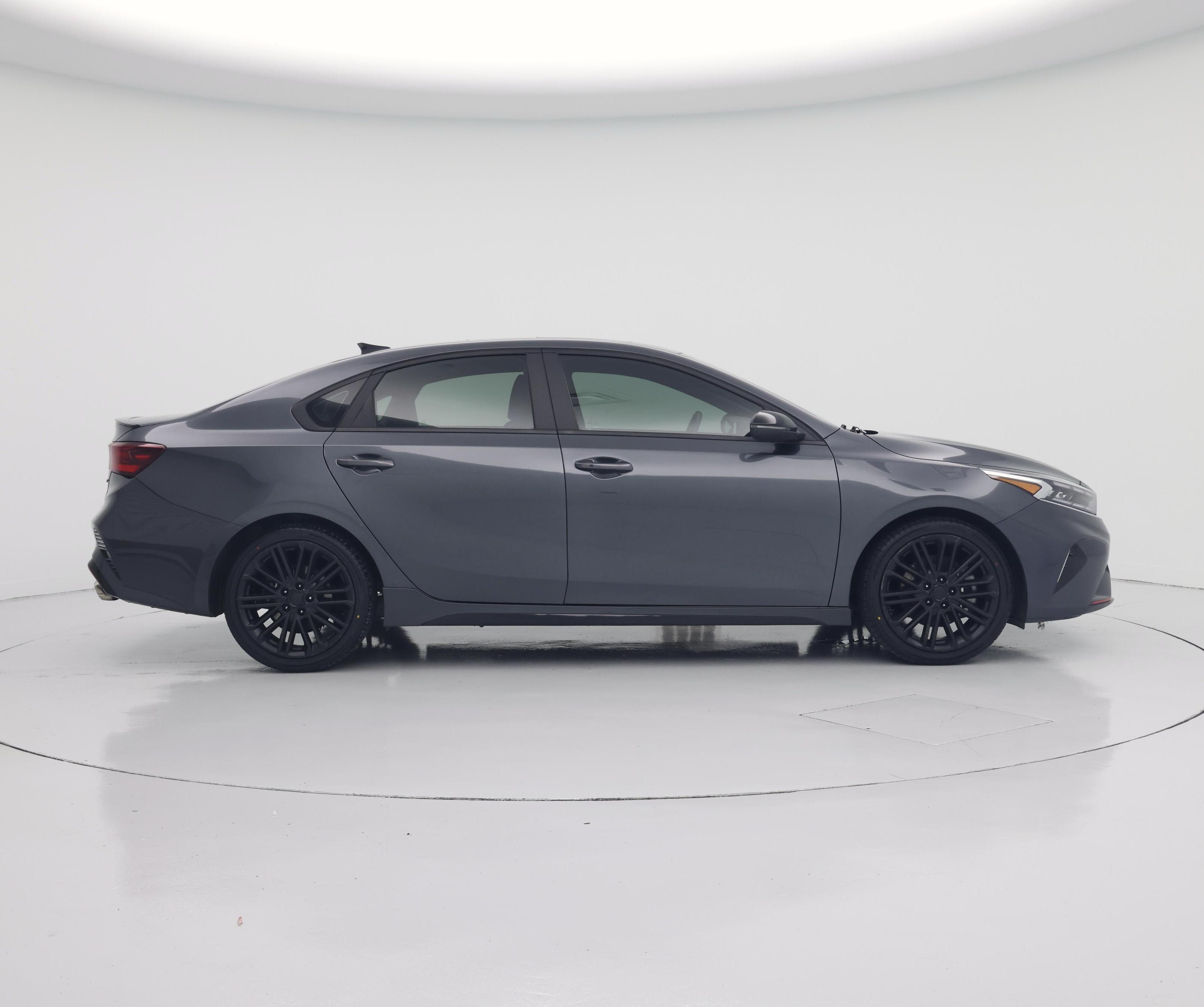 Thumbnail: 2022 Kia Forte - 7