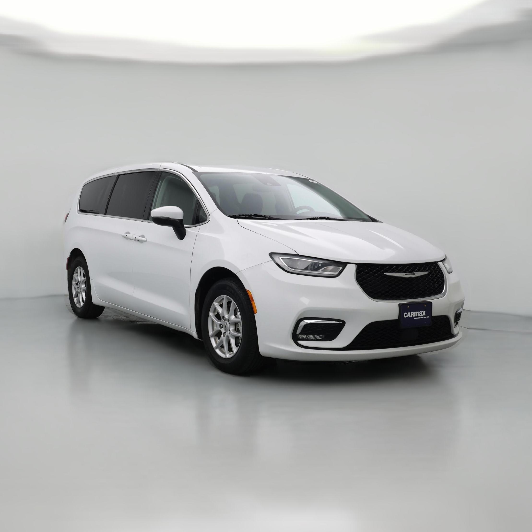 Thumbnail: 2023 Chrysler Pacifica - 1