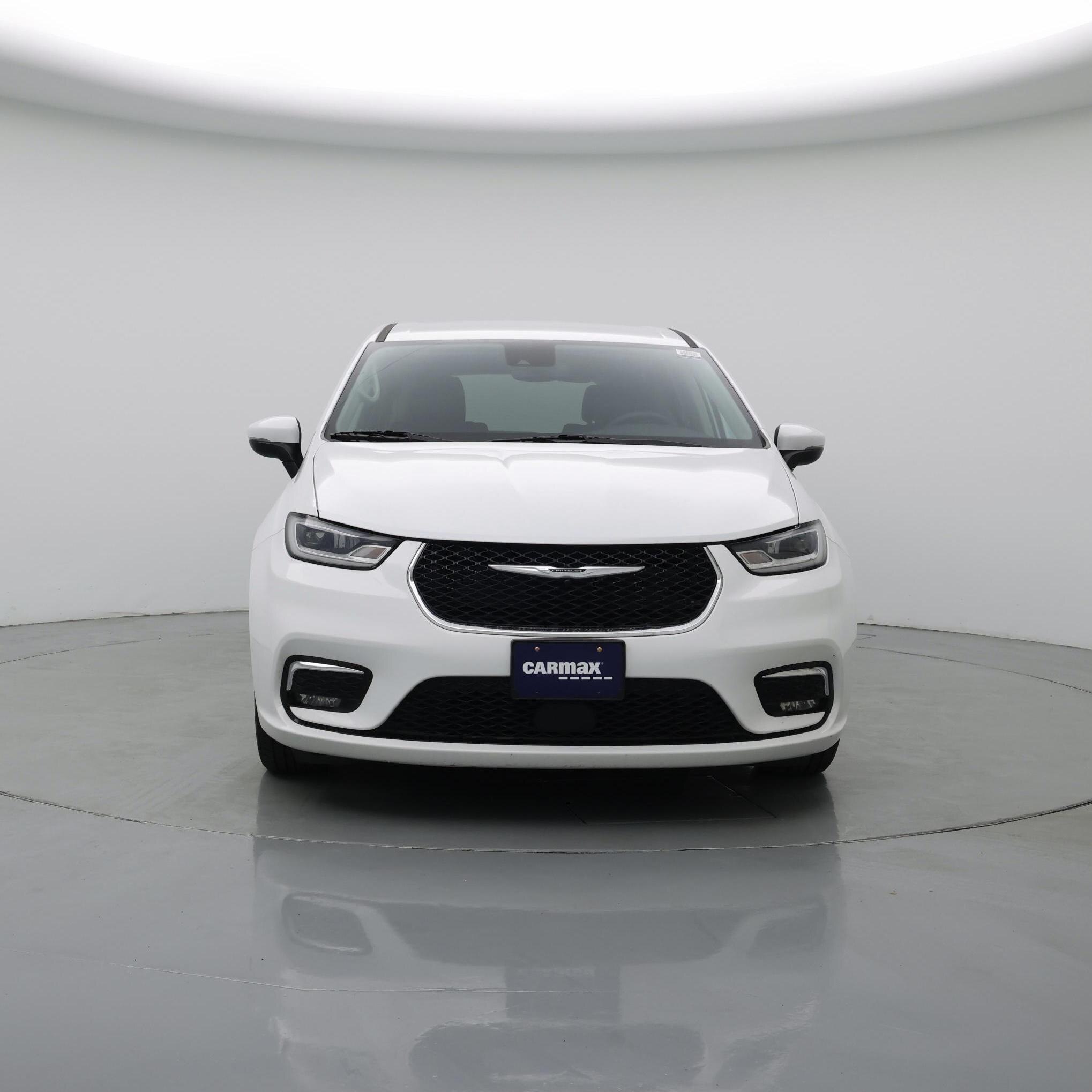 Thumbnail: 2023 Chrysler Pacifica - 5