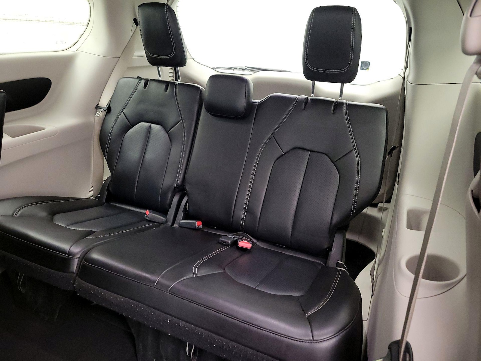 2023 Chrysler Pacifica Hybrid Touring L - Photo 21