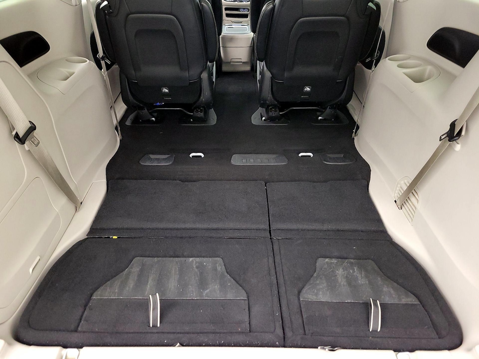 2023 Chrysler Pacifica Hybrid Touring L - Photo 23