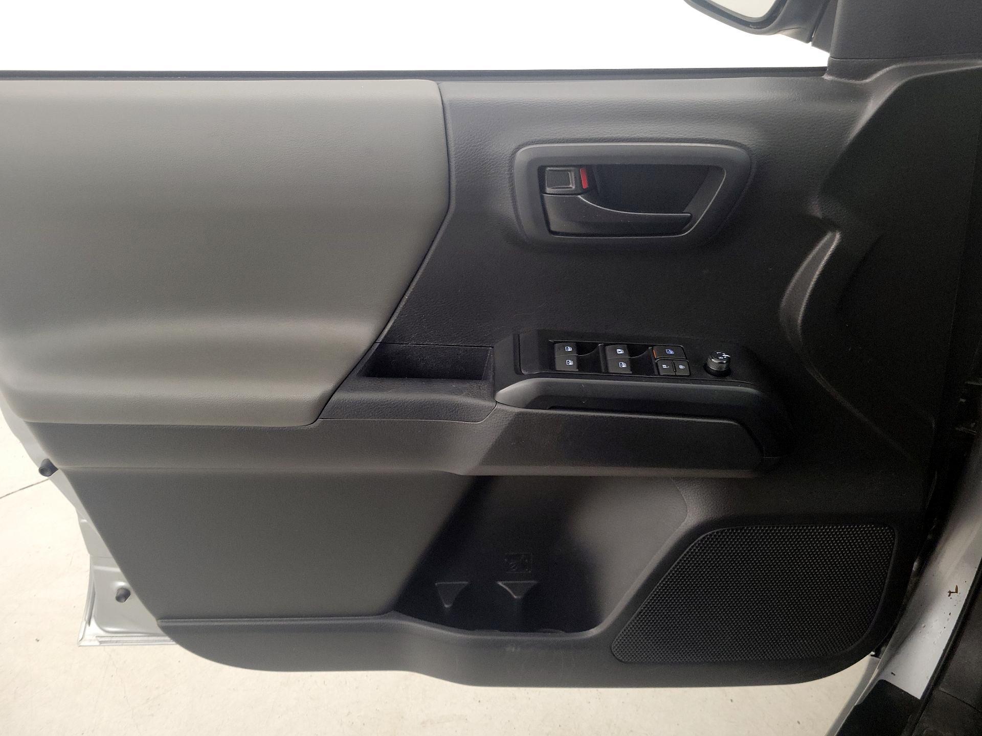 Thumbnail: 2023 Toyota Tacoma - 12