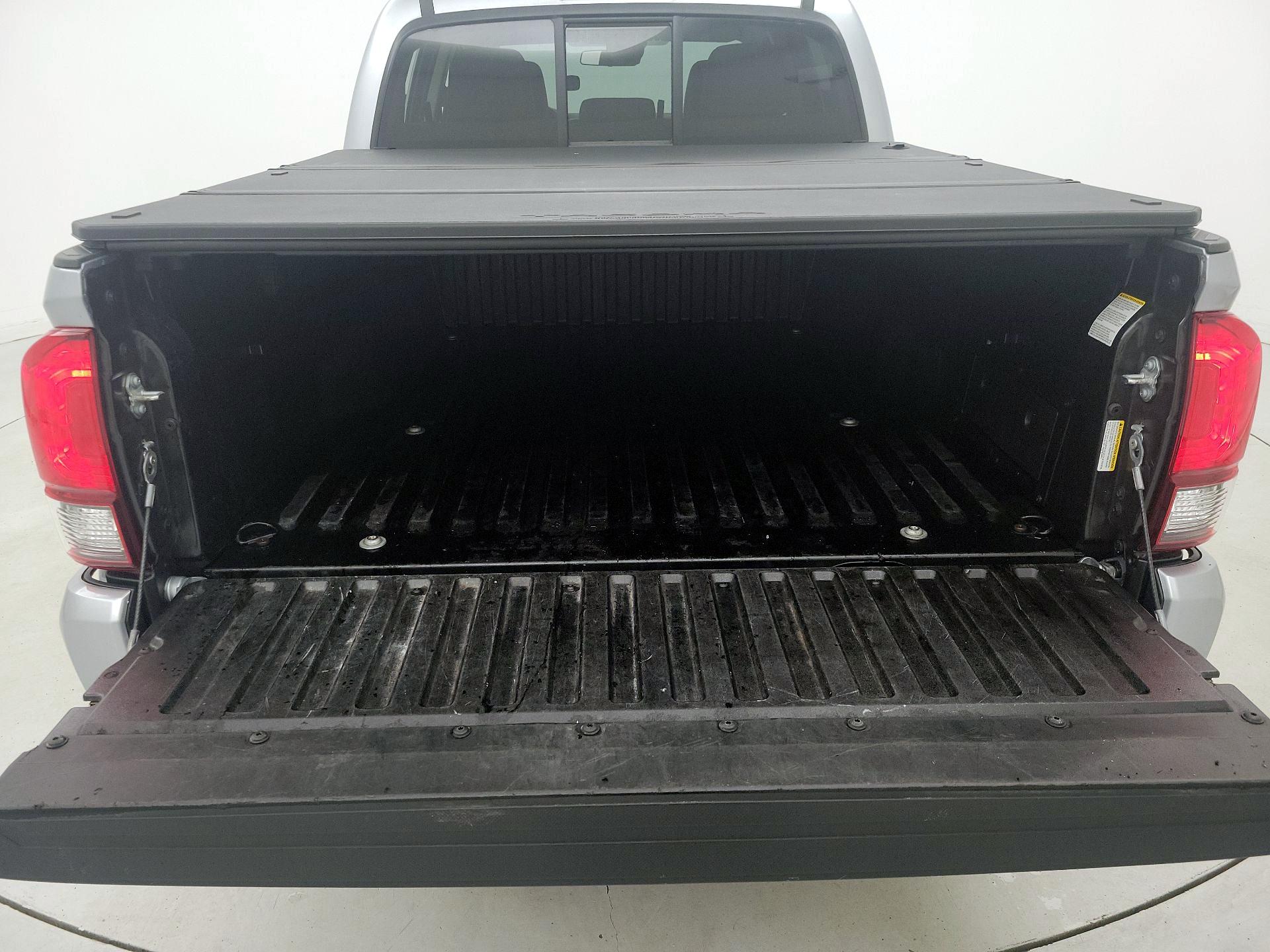 Thumbnail: 2023 Toyota Tacoma - 20