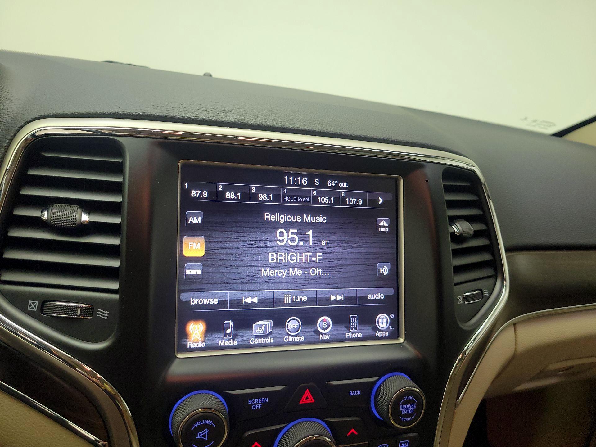 Thumbnail: 2015 Jeep Grand Cherokee - 14