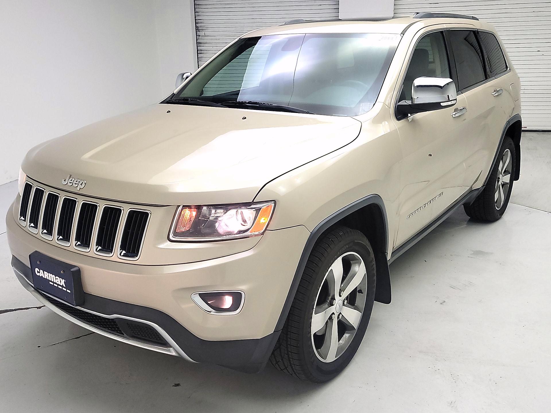 Thumbnail: 2015 Jeep Grand Cherokee - 3