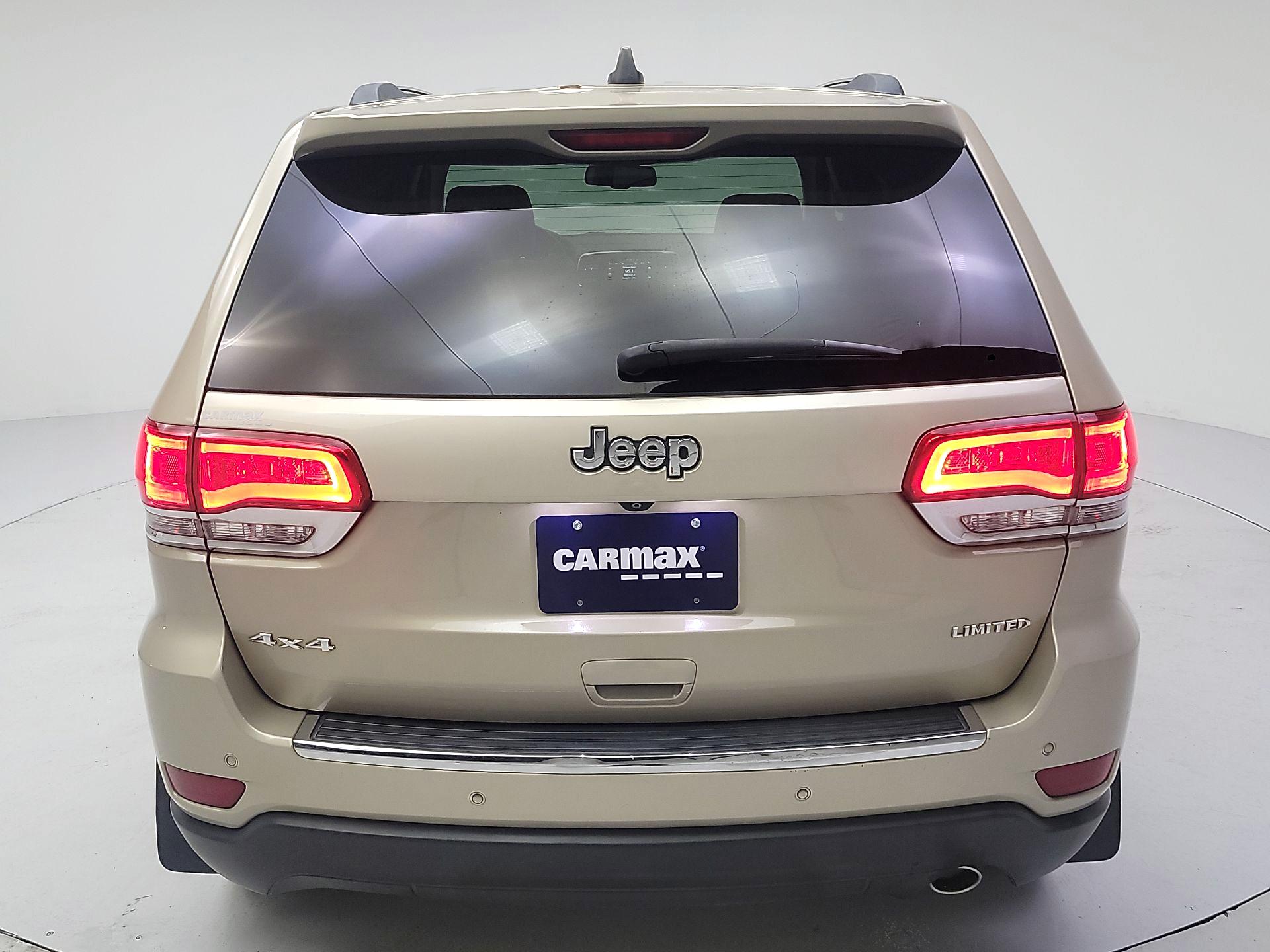 Thumbnail: 2015 Jeep Grand Cherokee - 6