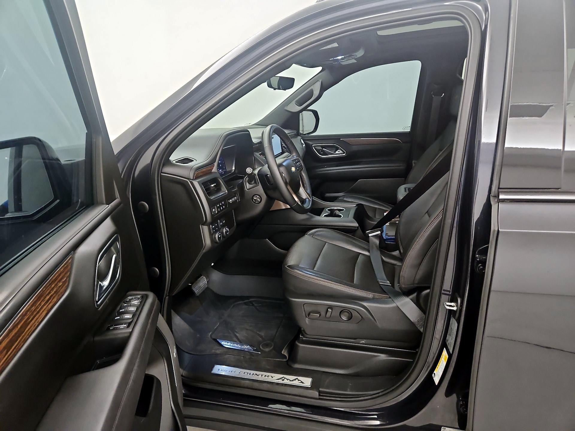 Thumbnail: 2023 Chevrolet Tahoe - 11