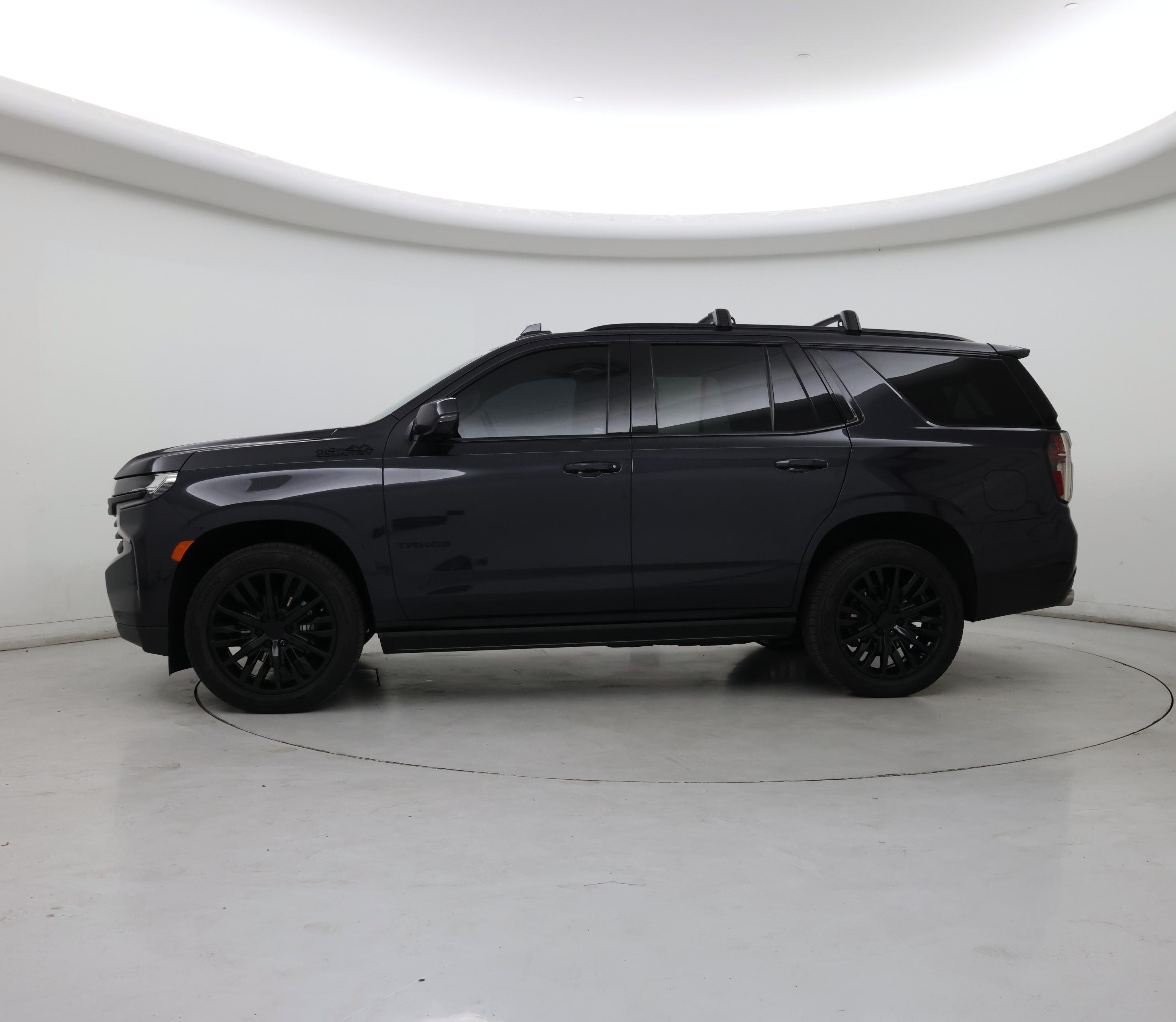 Thumbnail: 2023 Chevrolet Tahoe - 3