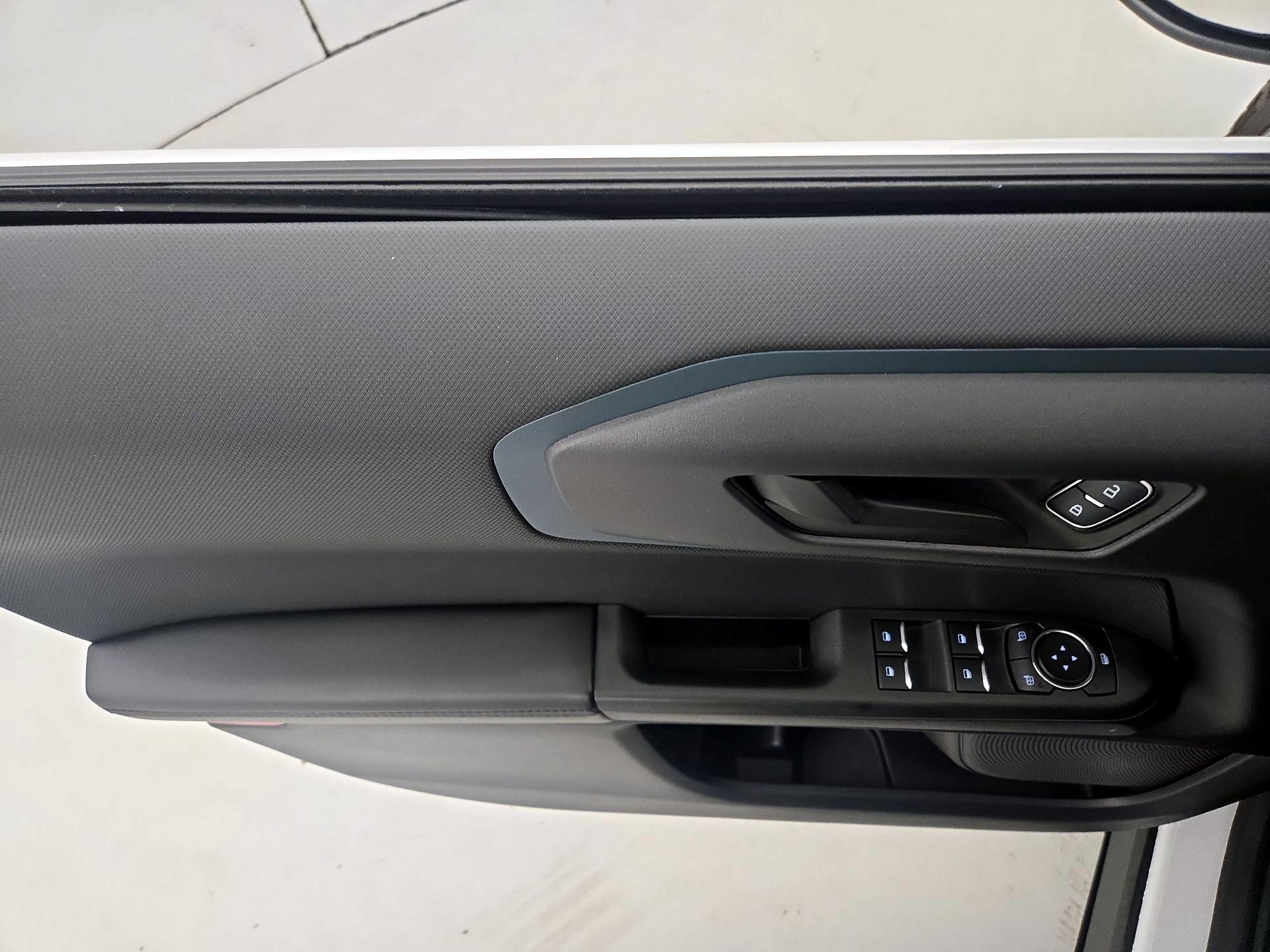 Thumbnail: 2024 Ford Bronco Sport - 12