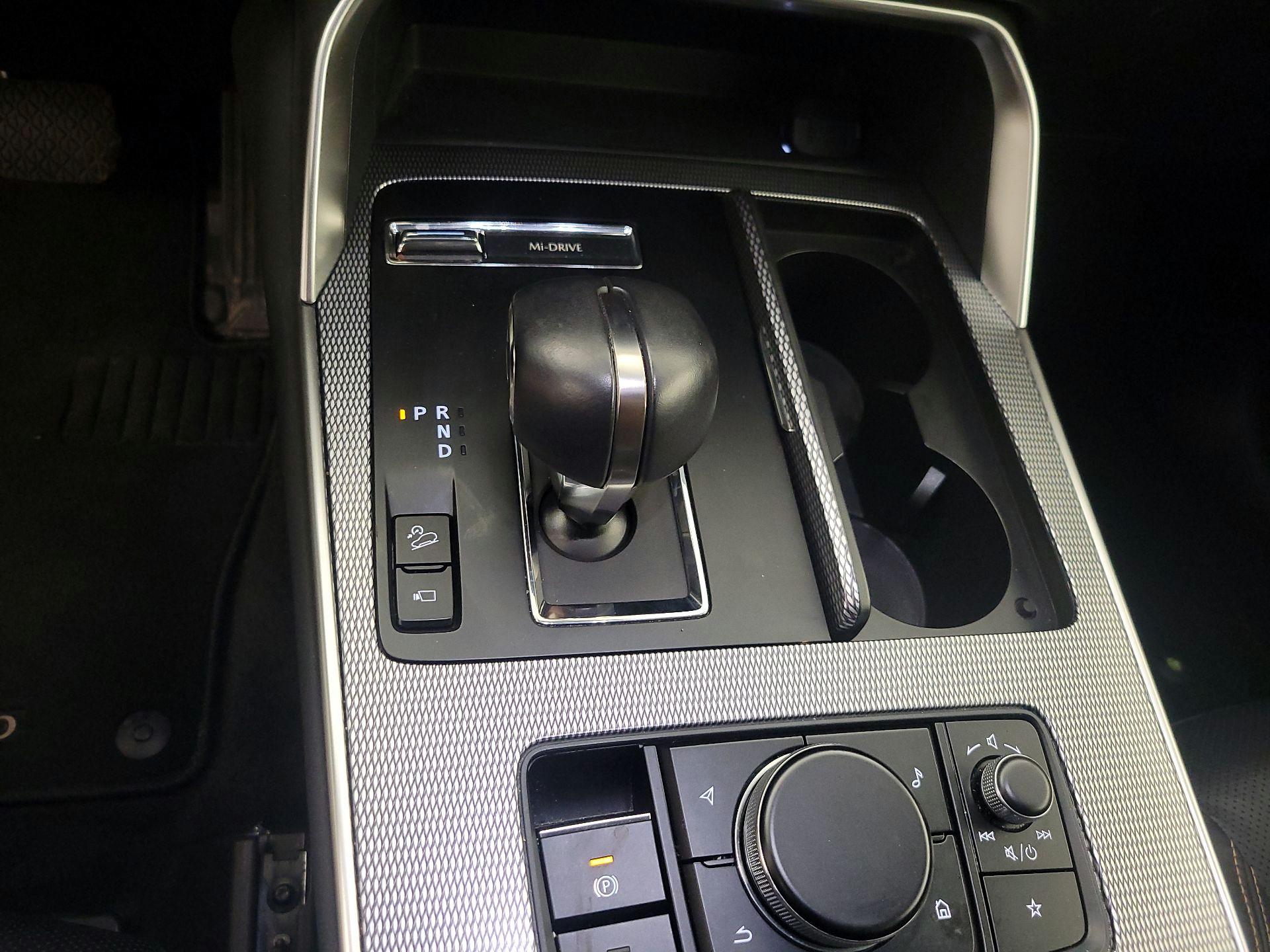 Thumbnail: 2024 Mazda CX-90 - 18