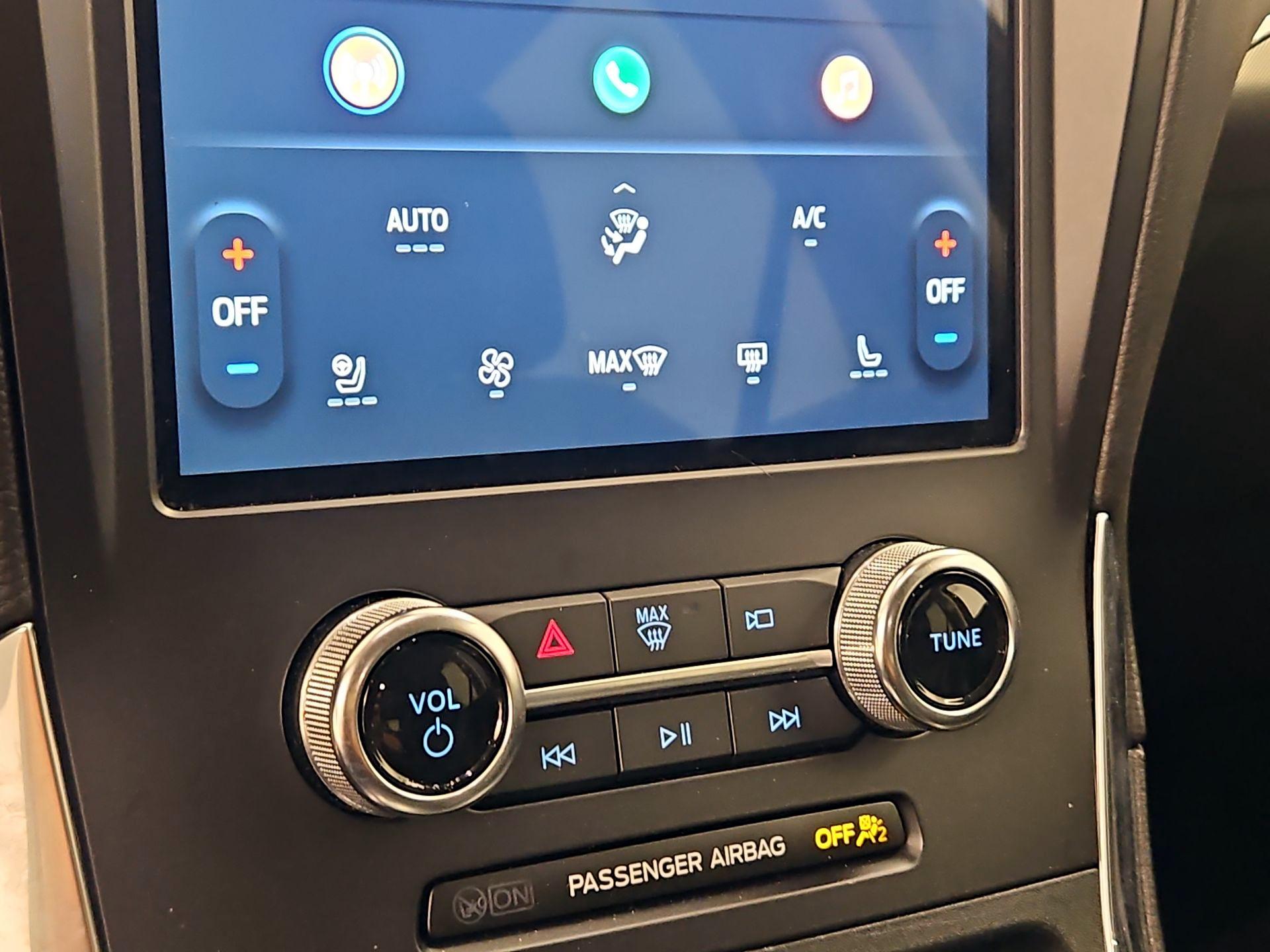 Thumbnail: 2024 Ford Edge - 16