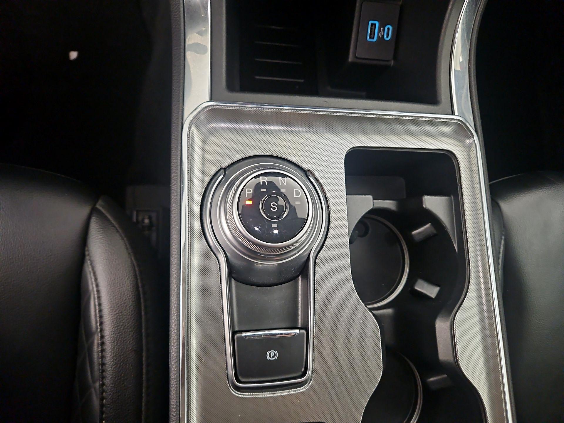 Thumbnail: 2024 Ford Edge - 17