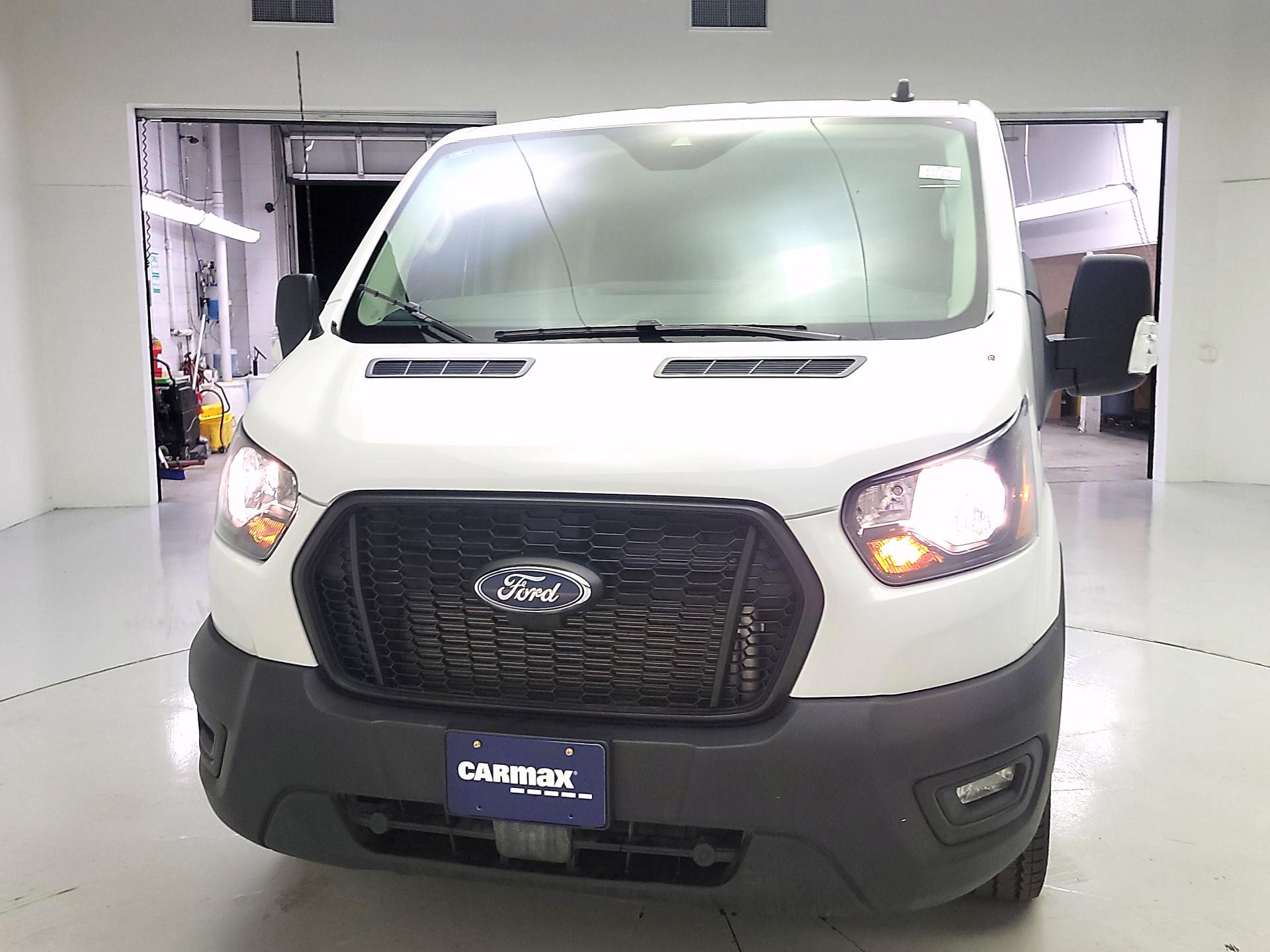 Thumbnail: 2025 Ford Transit Series - 2