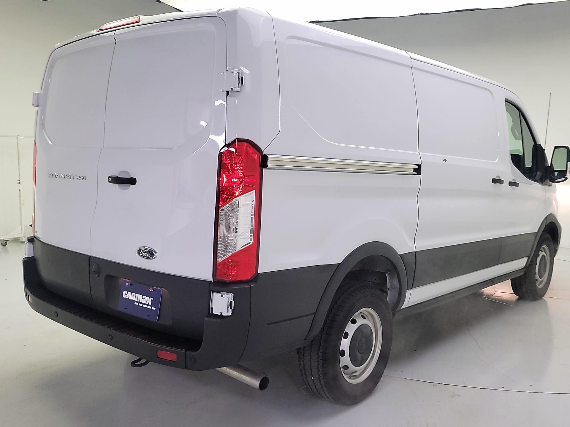 Thumbnail: 2025 Ford Transit Series - 5