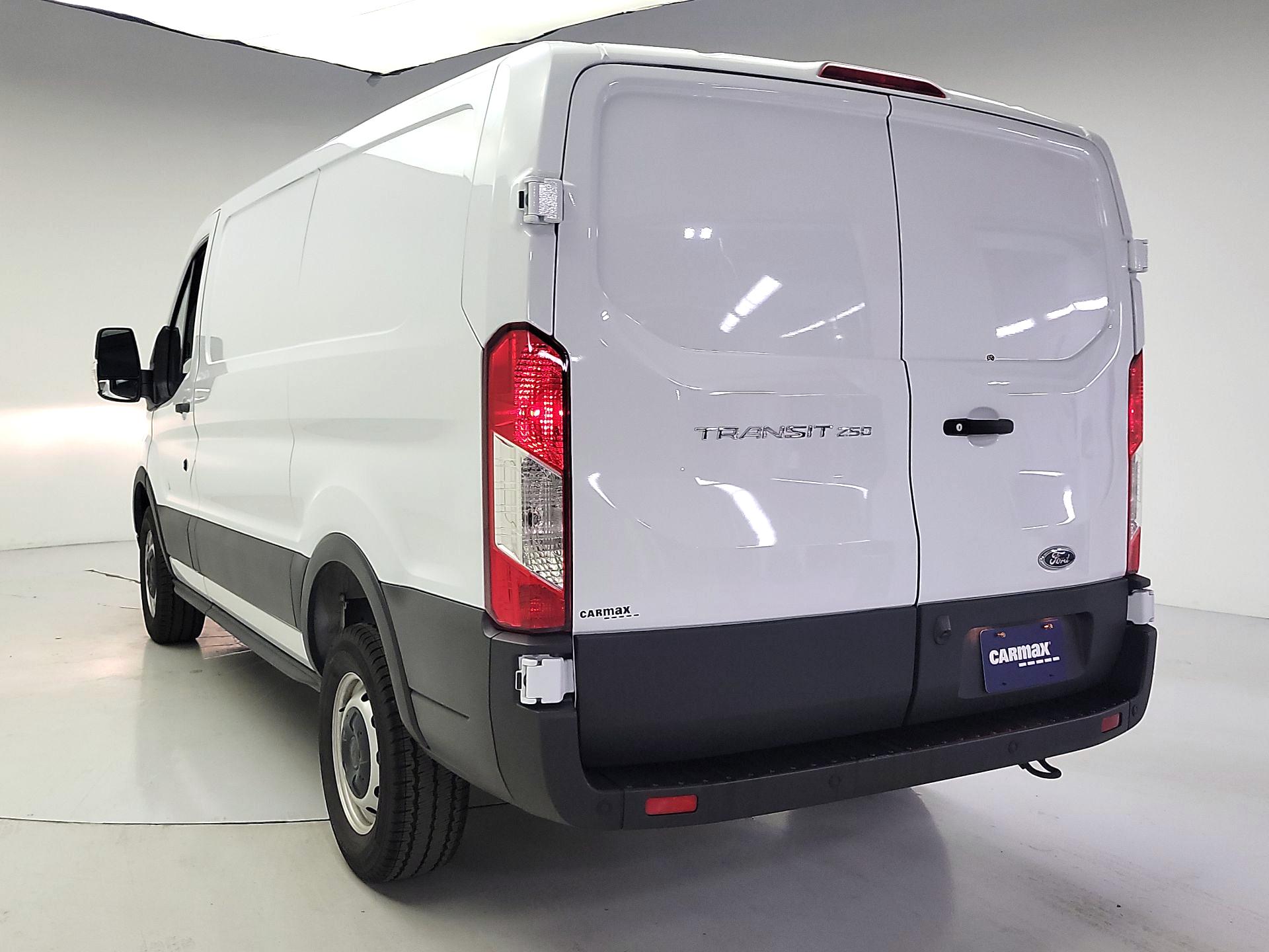 Thumbnail: 2025 Ford Transit Series - 7