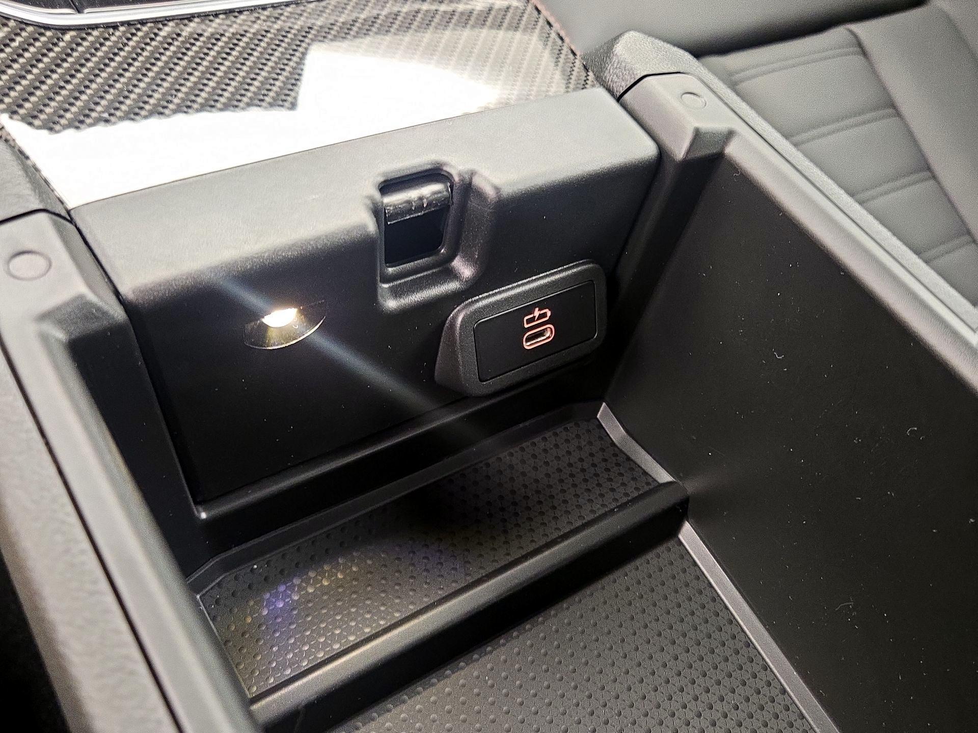 Thumbnail: 2026 BMW M2 - 19