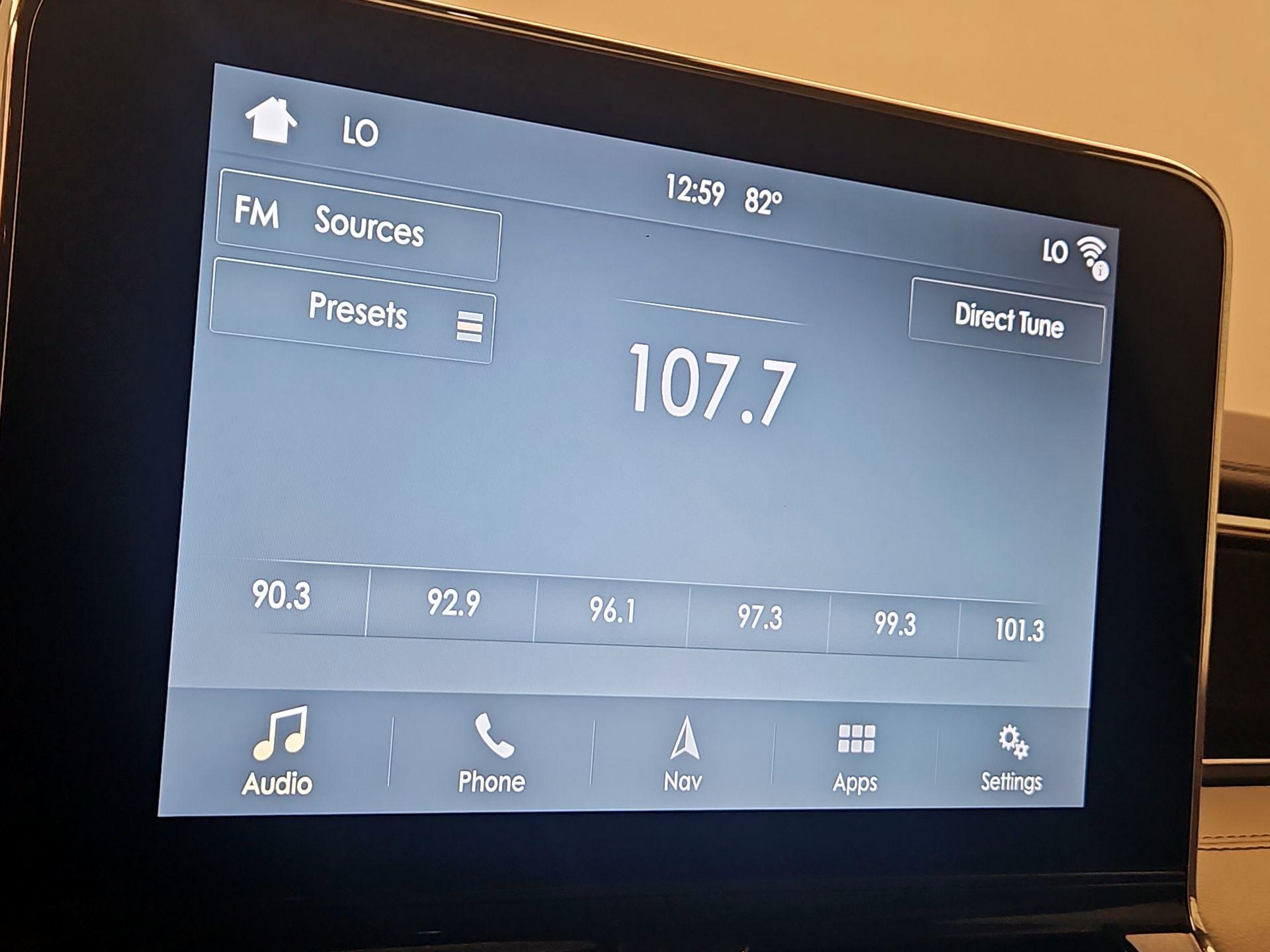 Thumbnail: 2019 Lincoln Navigator - 16