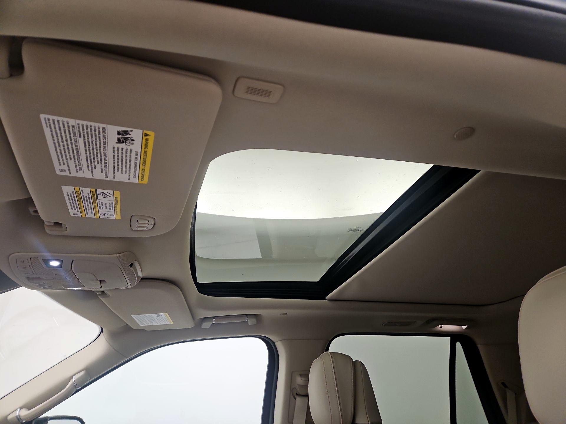 Thumbnail: 2019 Lincoln Navigator - 20