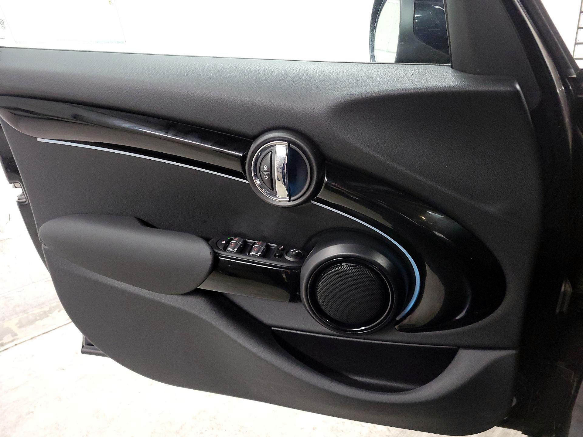 Thumbnail: 2024 MINI Cooper Hardtop - 12