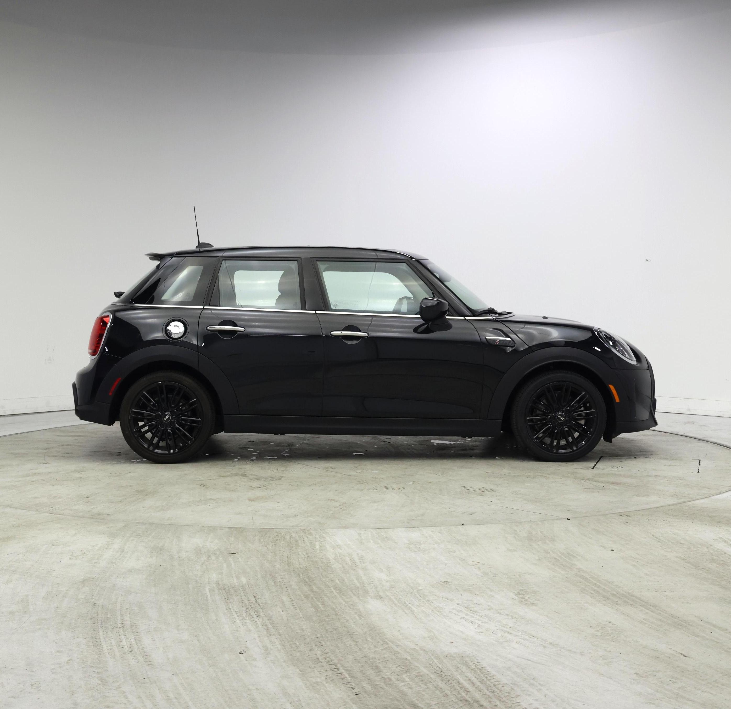 Thumbnail: 2024 MINI Cooper Hardtop - 7