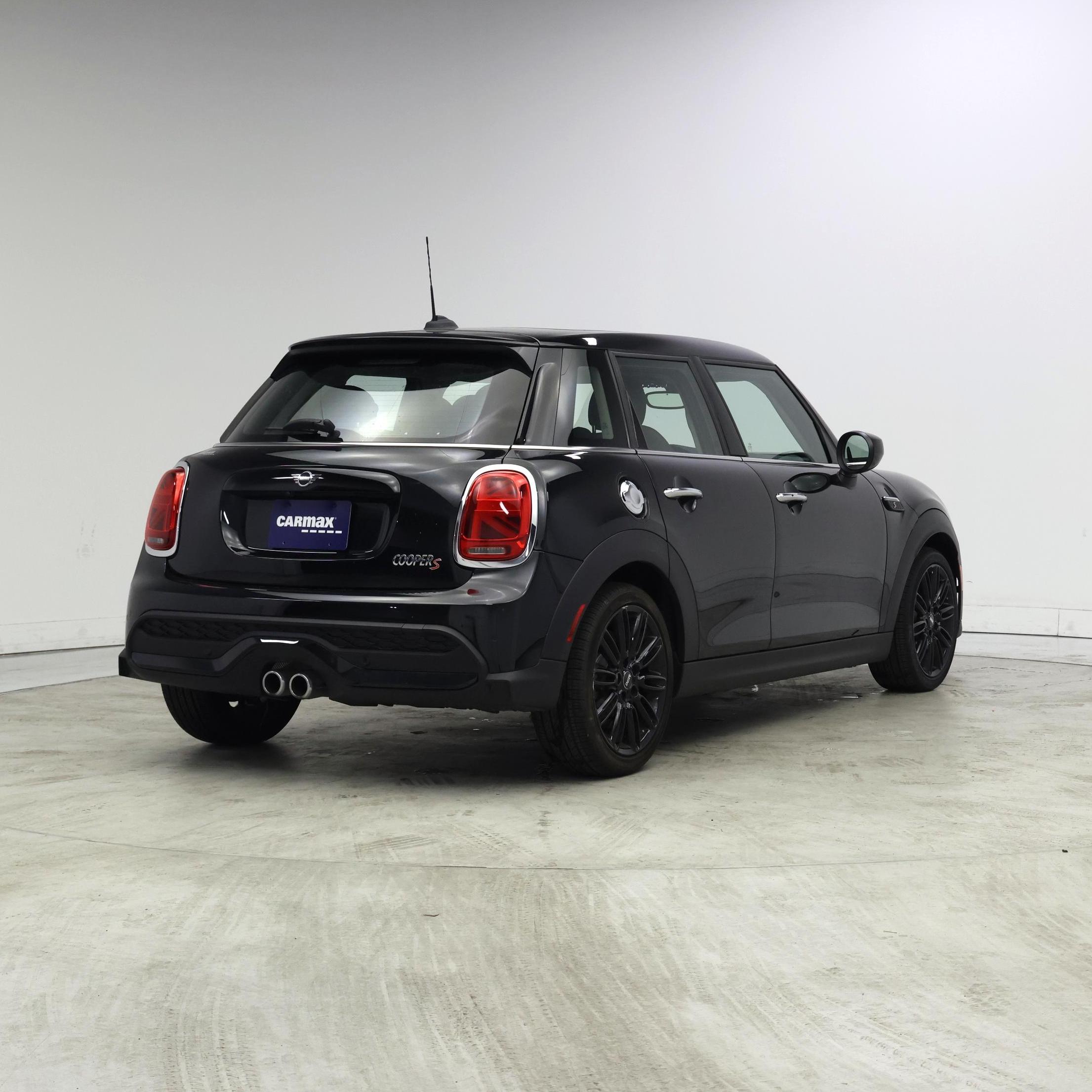 Thumbnail: 2024 MINI Cooper Hardtop - 8