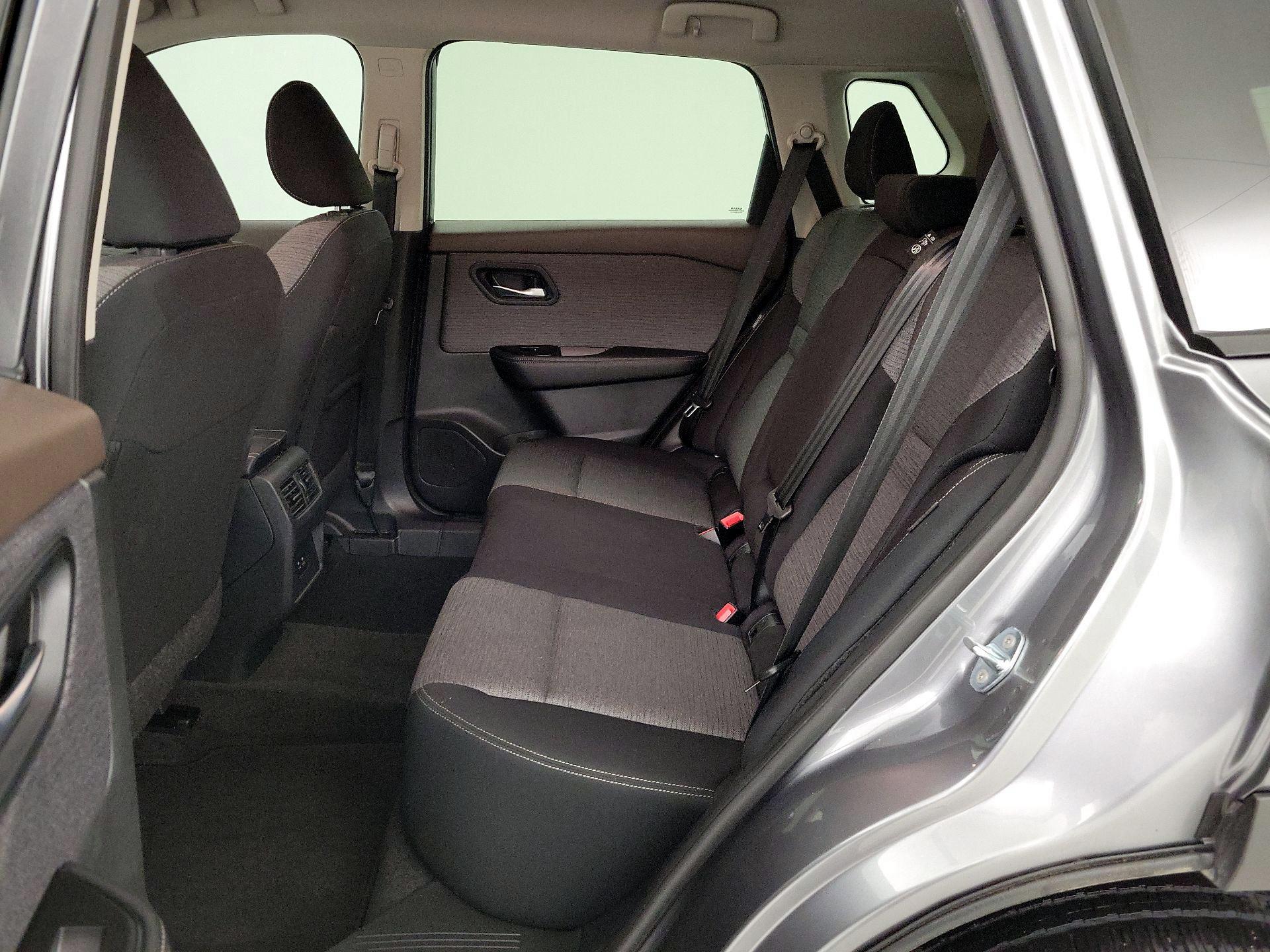 Thumbnail: 2023 Nissan Rogue - 18