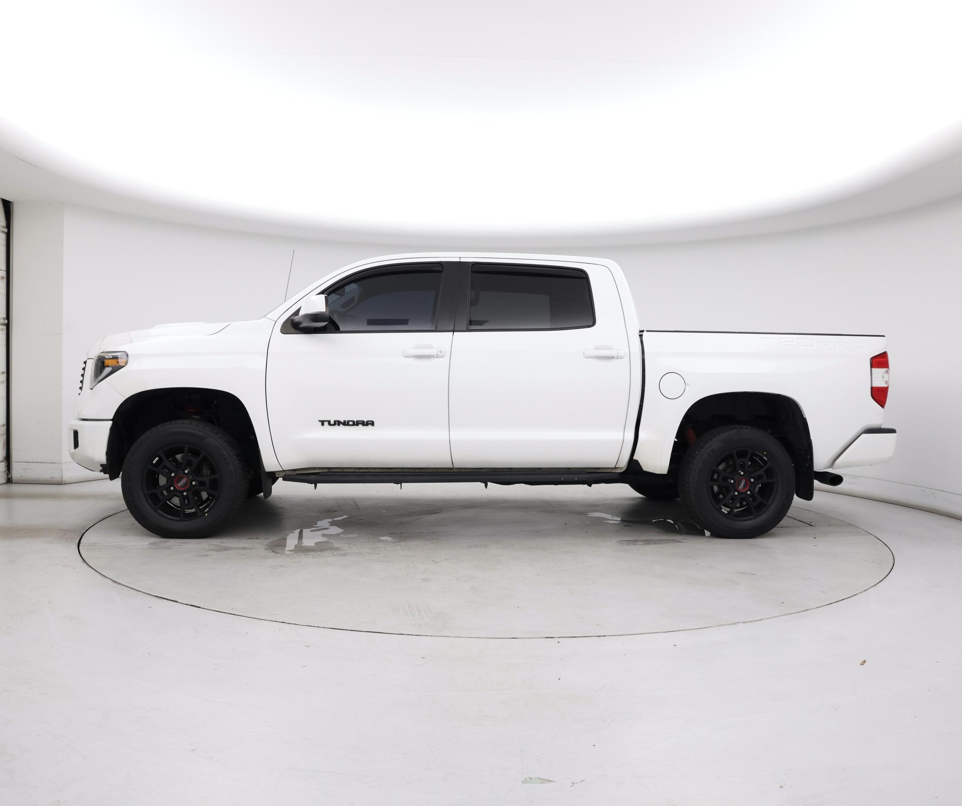 Thumbnail: 2019 Toyota Tundra - 3