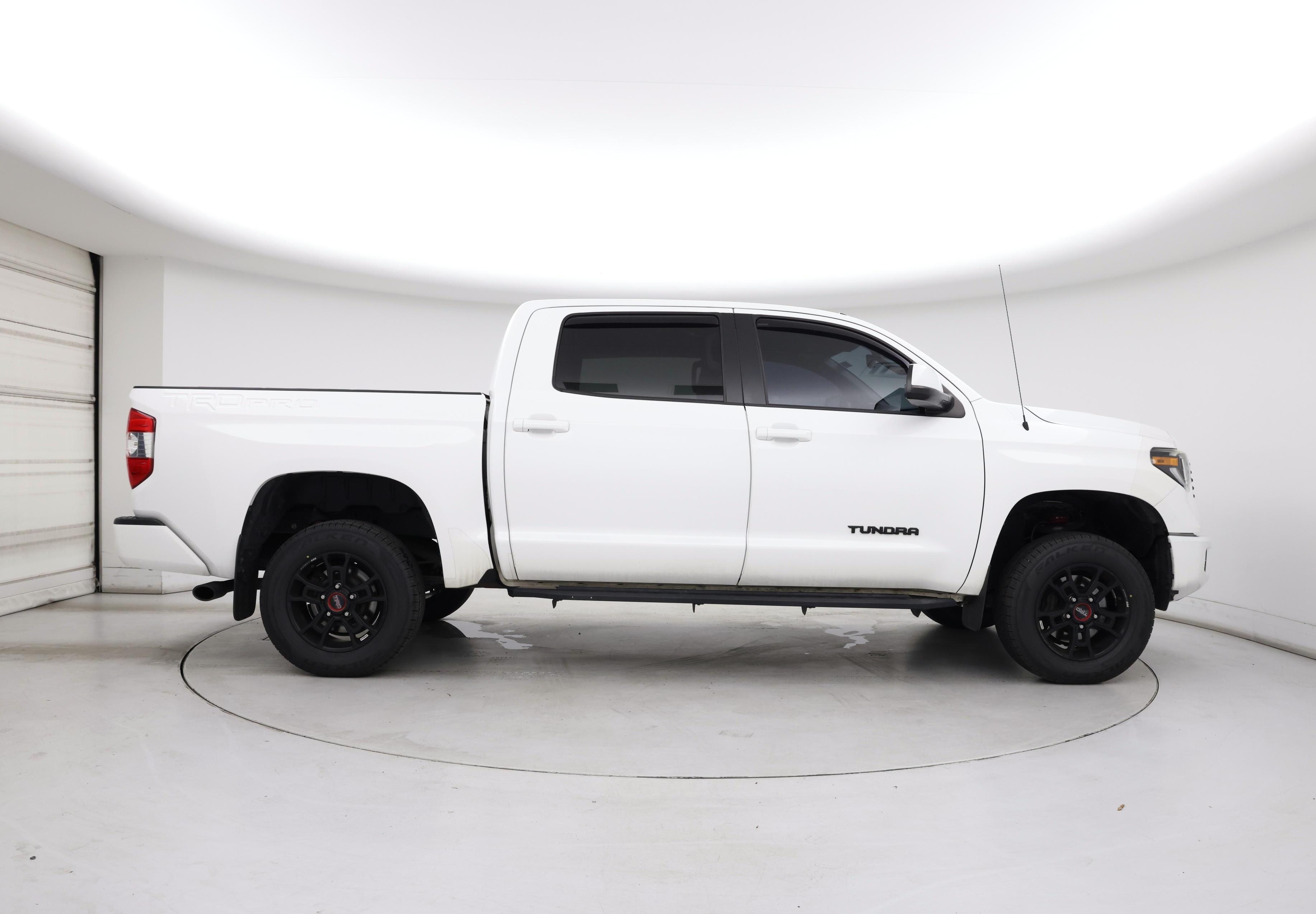 Thumbnail: 2019 Toyota Tundra - 7
