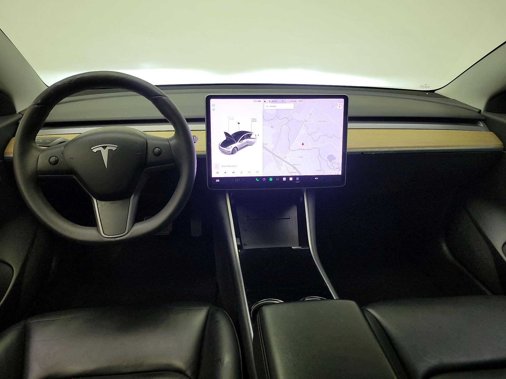 Thumbnail: 2020 Tesla Model 3 - 9