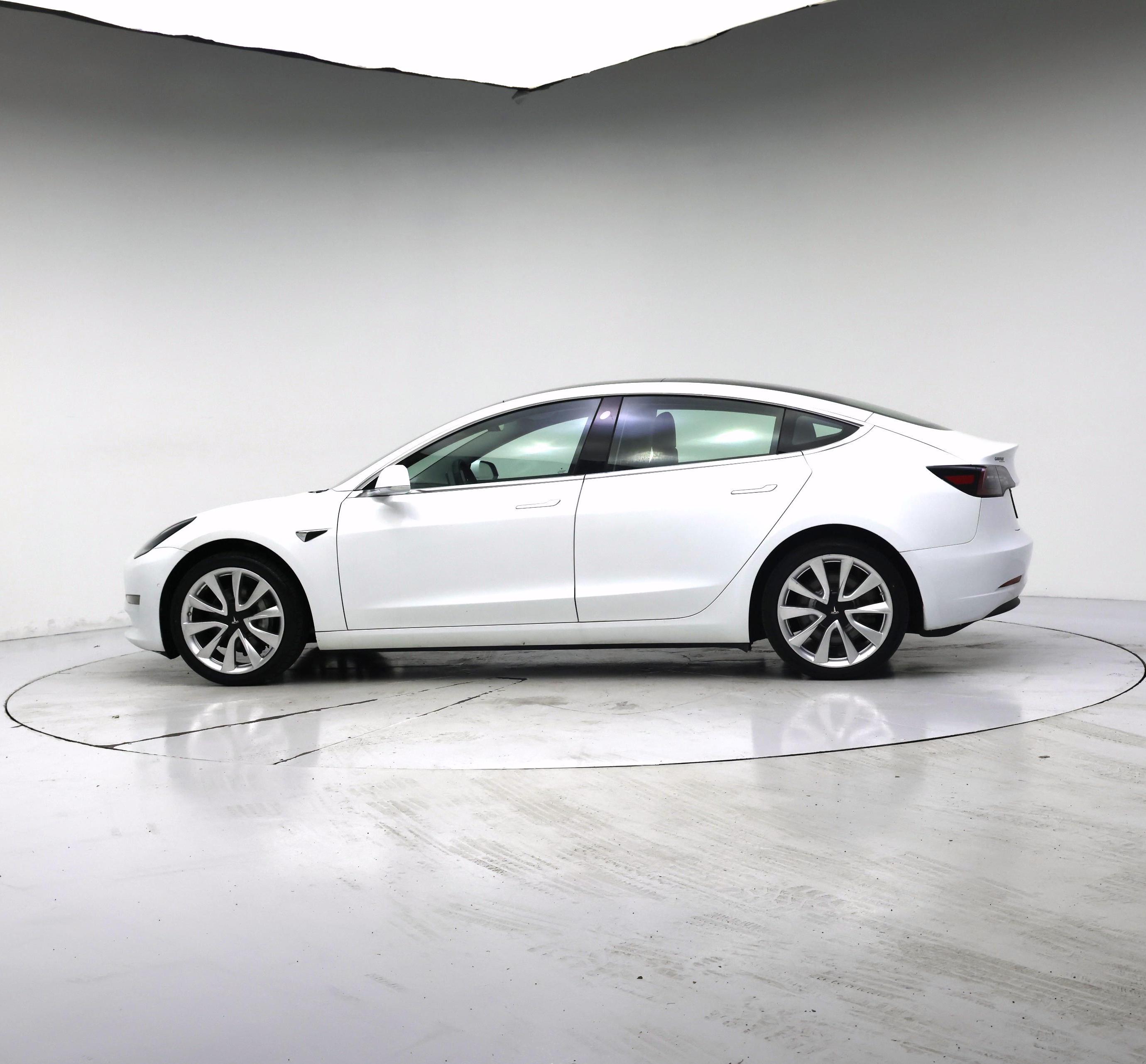 Thumbnail: 2020 Tesla Model 3 - 3