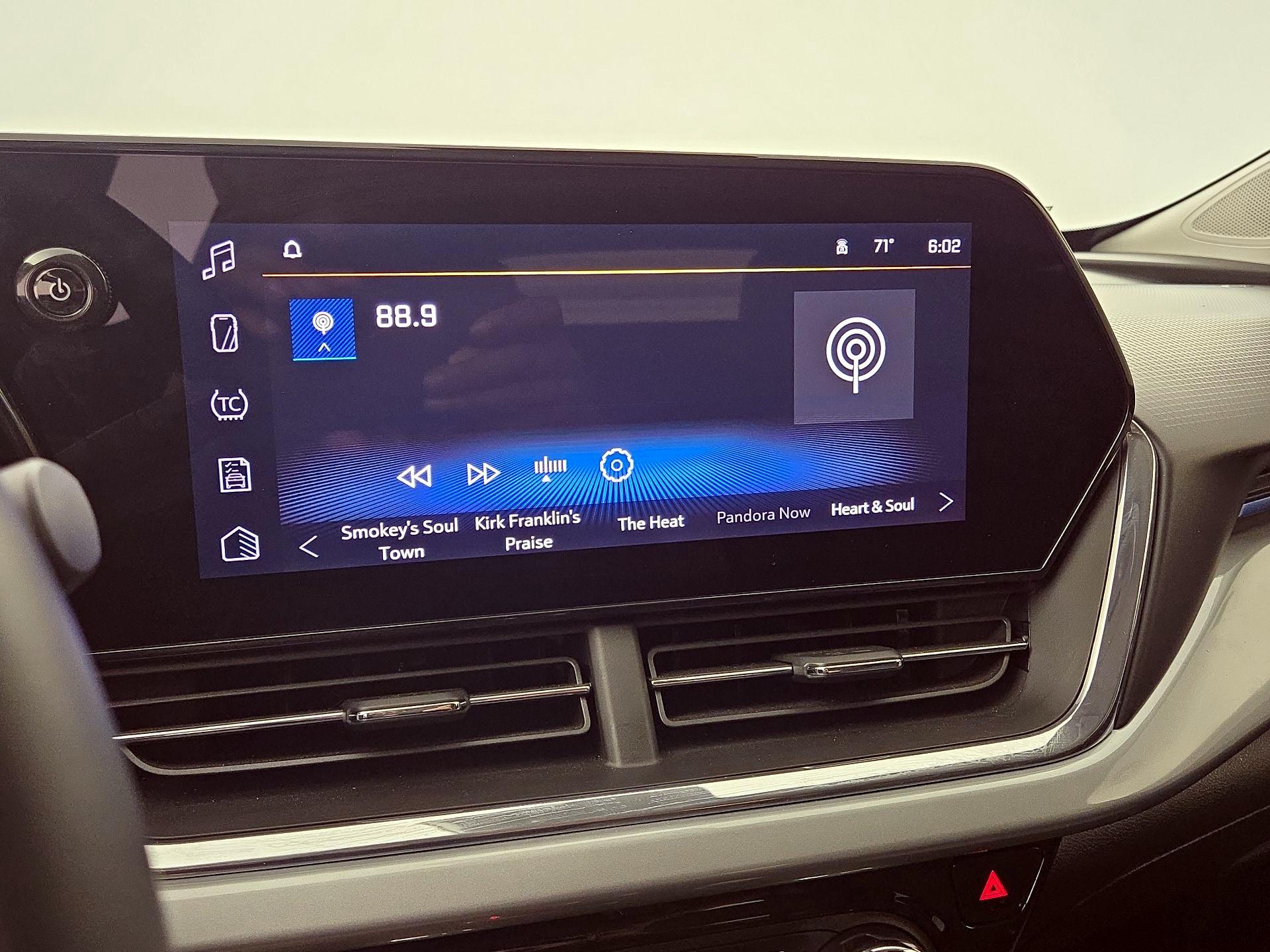 Thumbnail: 2024 Chevrolet Trax - 15