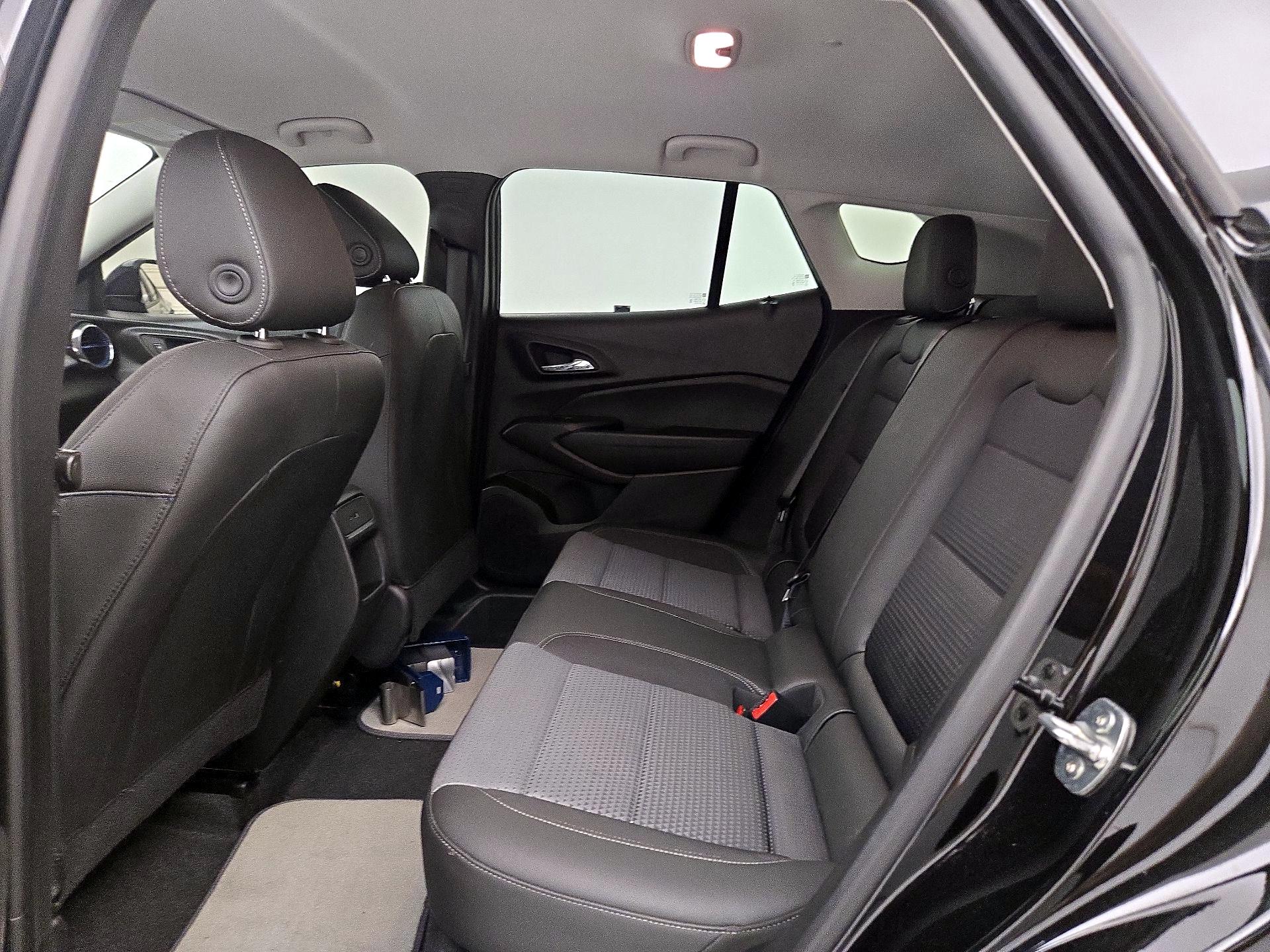 Thumbnail: 2024 Chevrolet Trax - 19