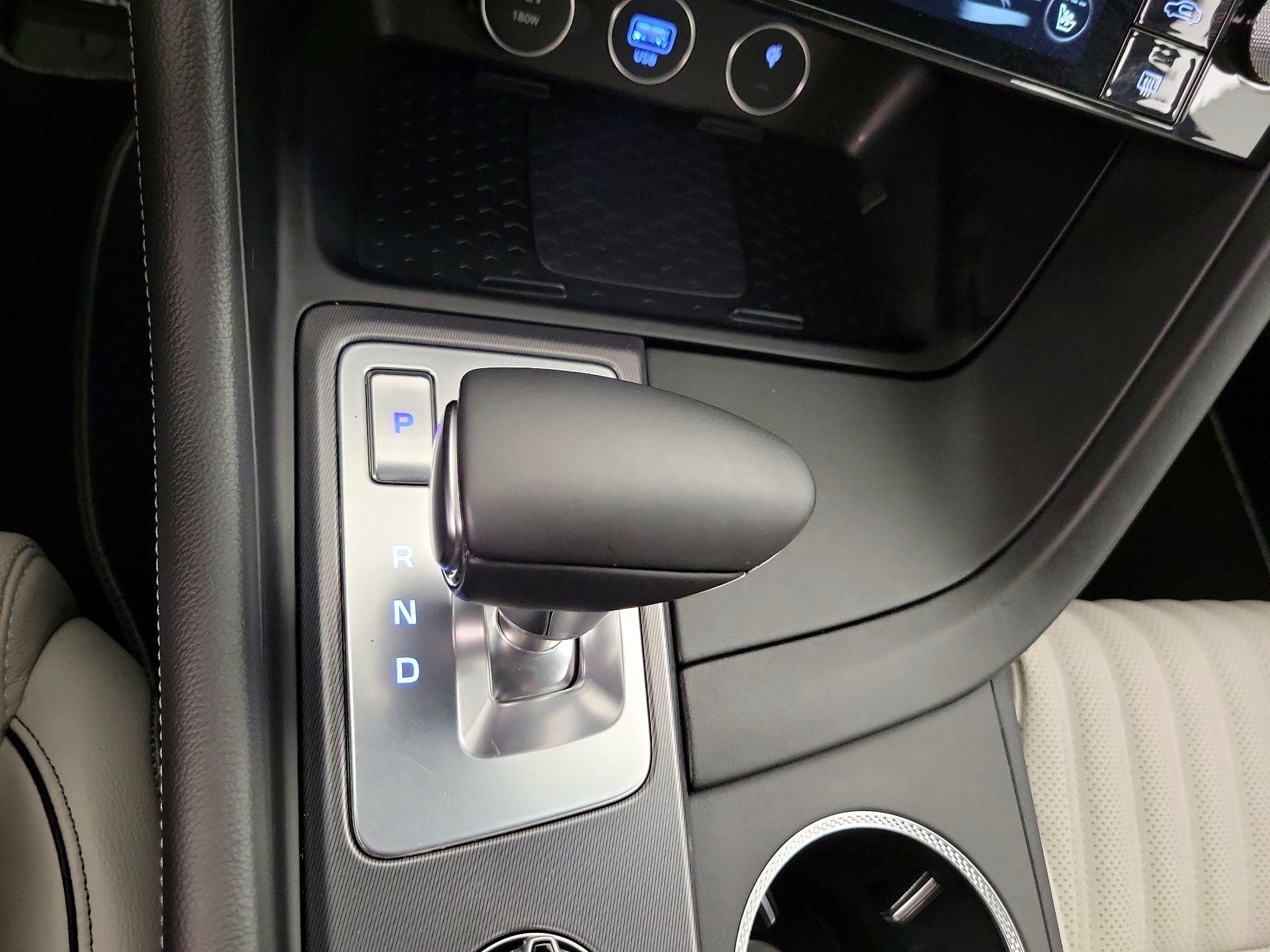 Thumbnail: 2025 Genesis G70 - 18