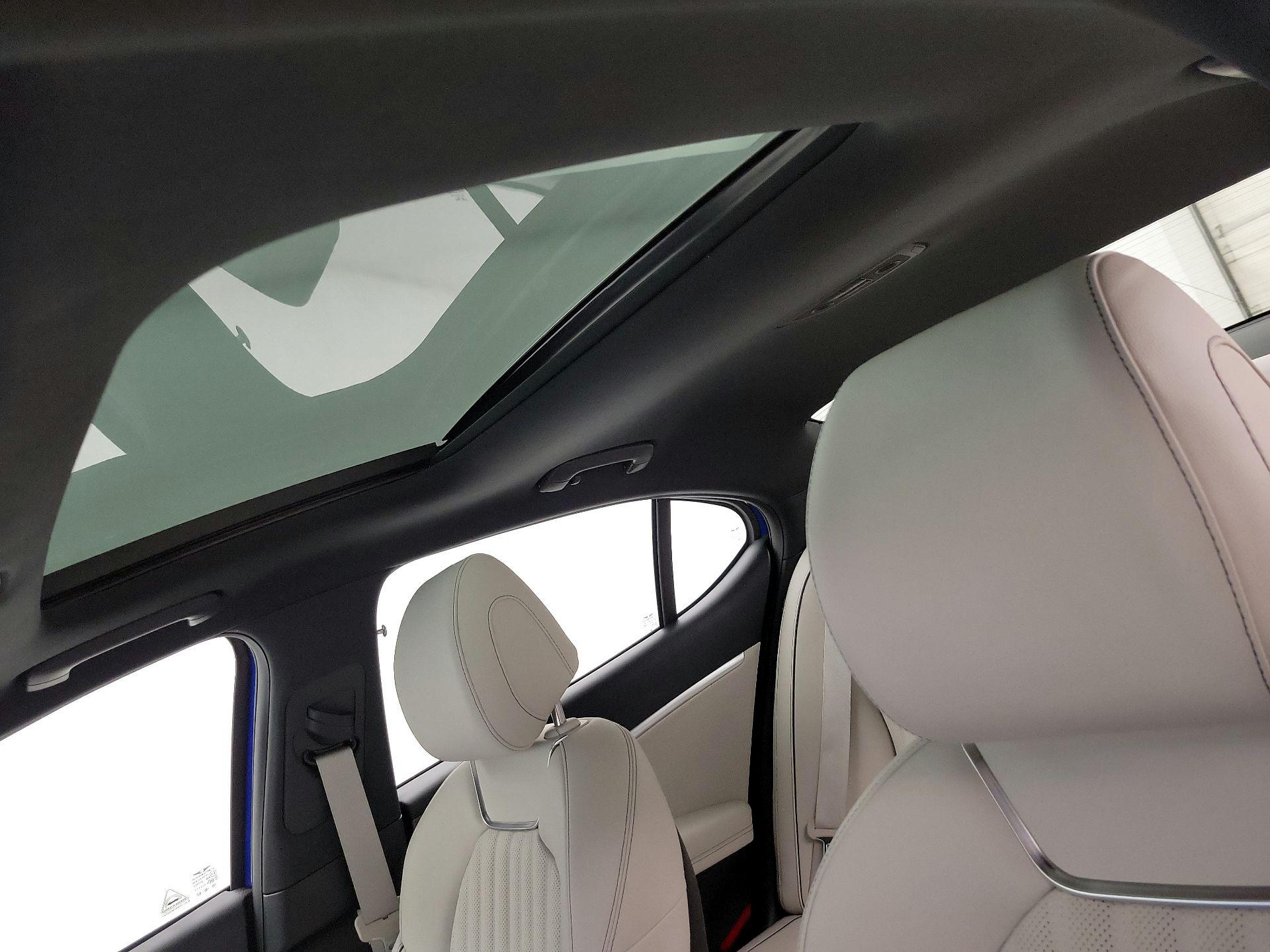 Thumbnail: 2025 Genesis G70 - 20