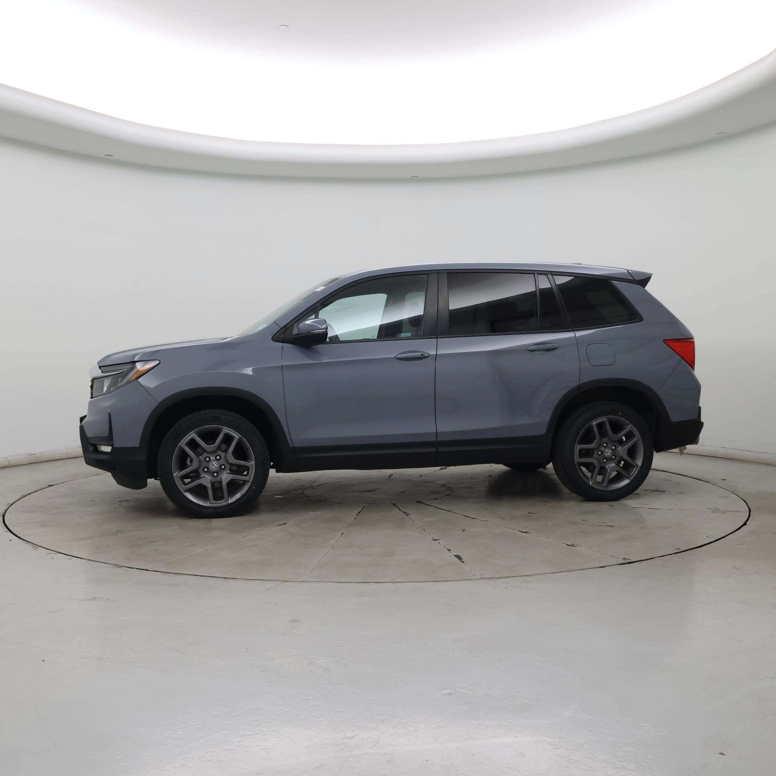Thumbnail: 2023 Honda Passport - 3