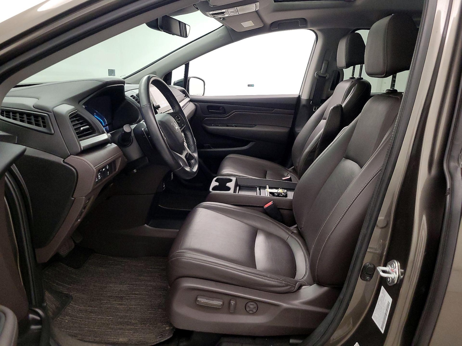 2023 Honda Odyssey EX-L - Photo 12